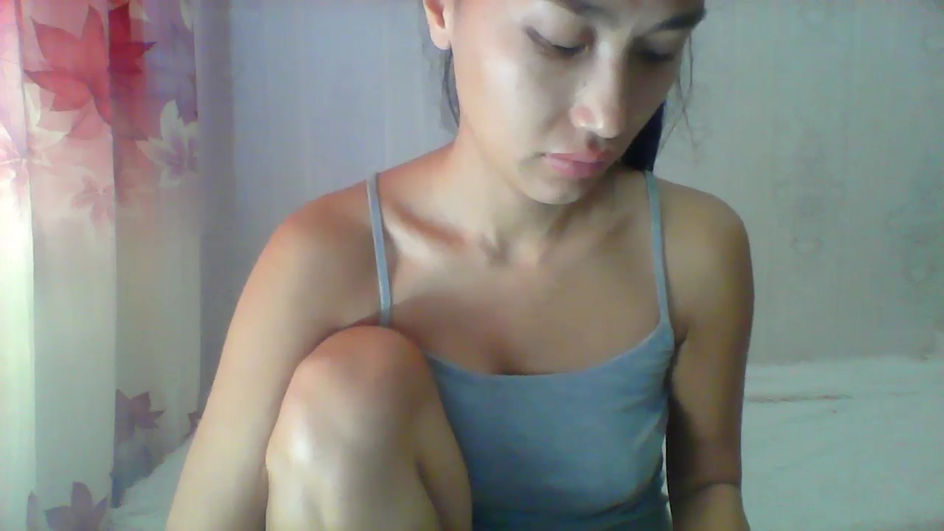 Gallery image thumbnail from SweetRo0mance's myfreecams stream on, 11/21/2024, 07:35 image 19 of 20