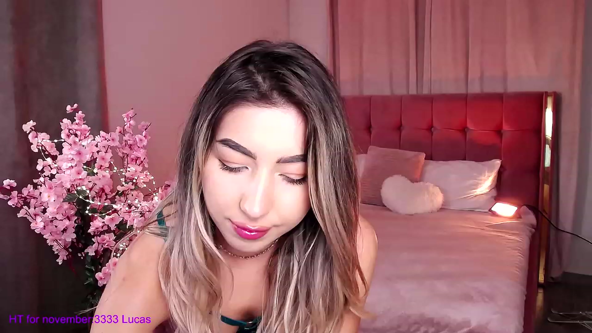 Gallery image thumbnail from SweetSin's myfreecams stream on, 11/08/2023, 21:05 image 4 of 20