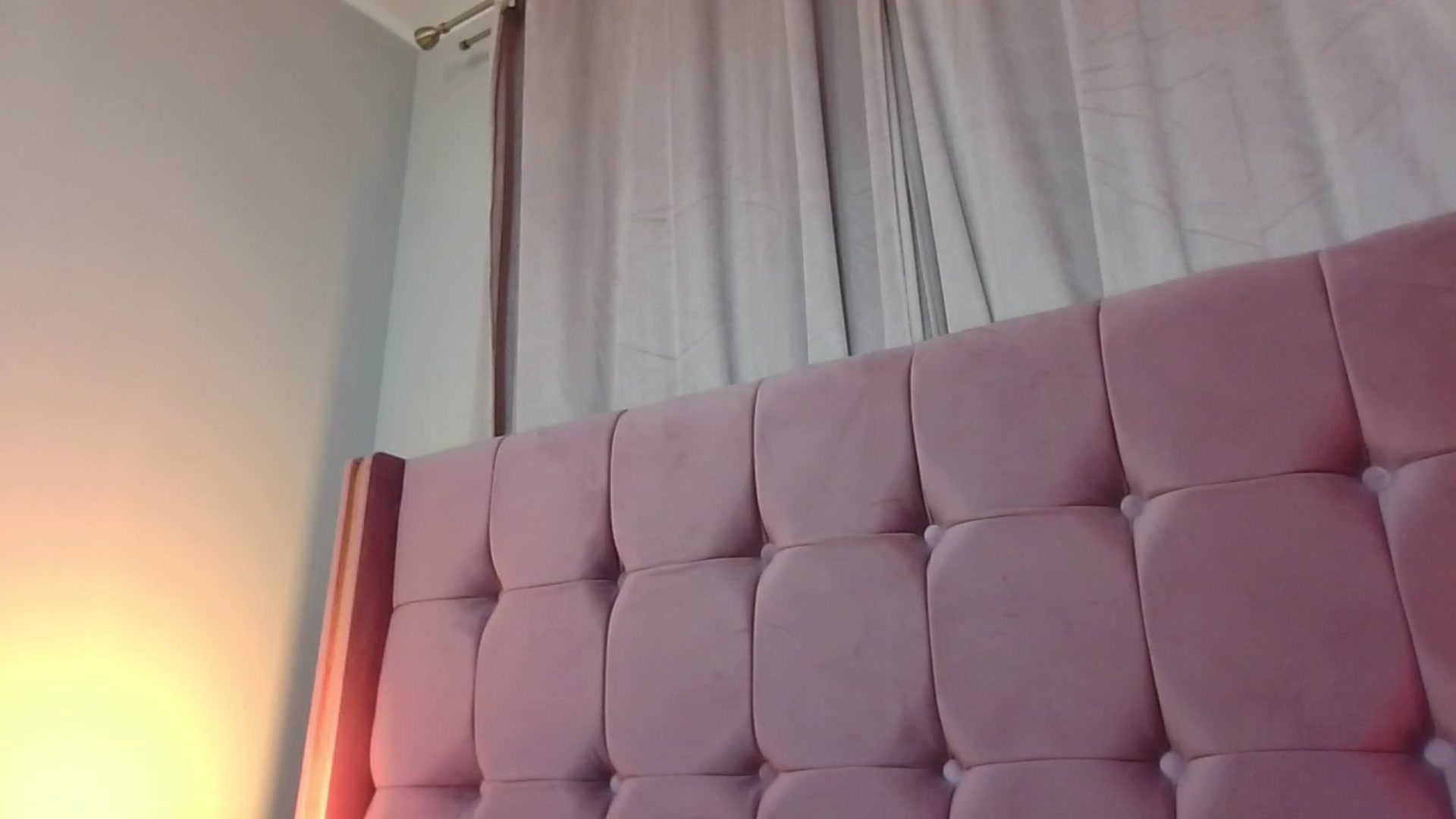 Gallery image thumbnail from SweetSin's myfreecams stream on, 11/16/2023, 19:52 image 13 of 20