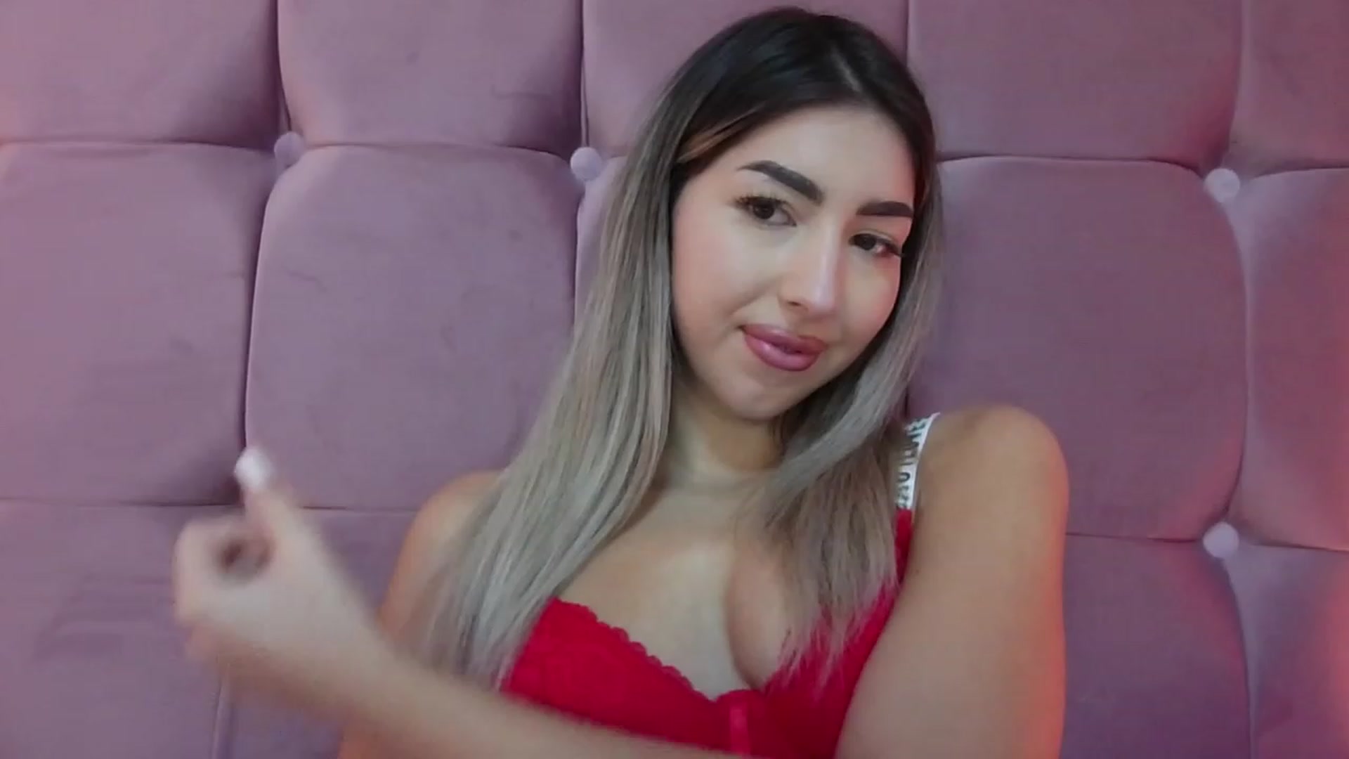 Gallery image thumbnail from SweetSin's myfreecams stream on, 11/16/2023, 19:52 image 6 of 20