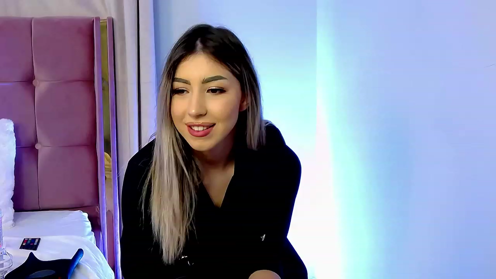 Gallery image thumbnail from SweetSin's myfreecams stream on, 11/24/2023, 15:59 image 19 of 20