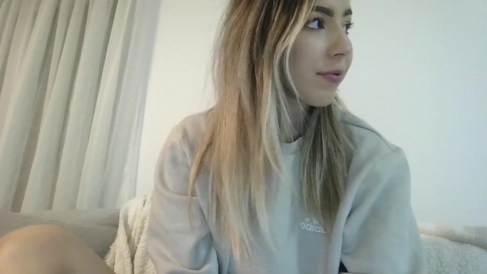 Gallery image thumbnail from SweetSin's myfreecams stream on, 11/25/2023, 03:43 image 20 of 20