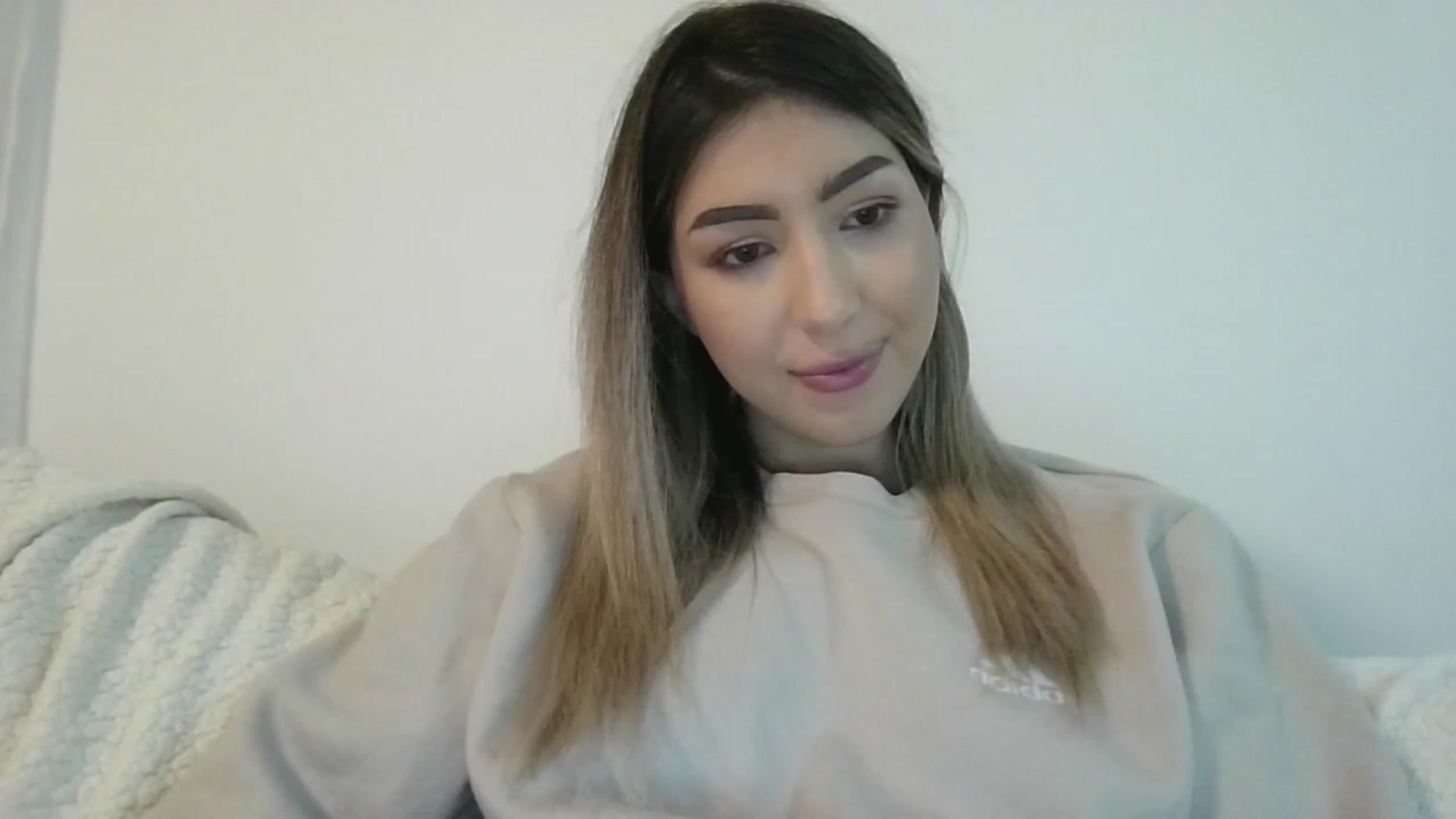 Gallery image thumbnail from SweetSin's myfreecams stream on, 11/25/2023, 03:43 image 3 of 20