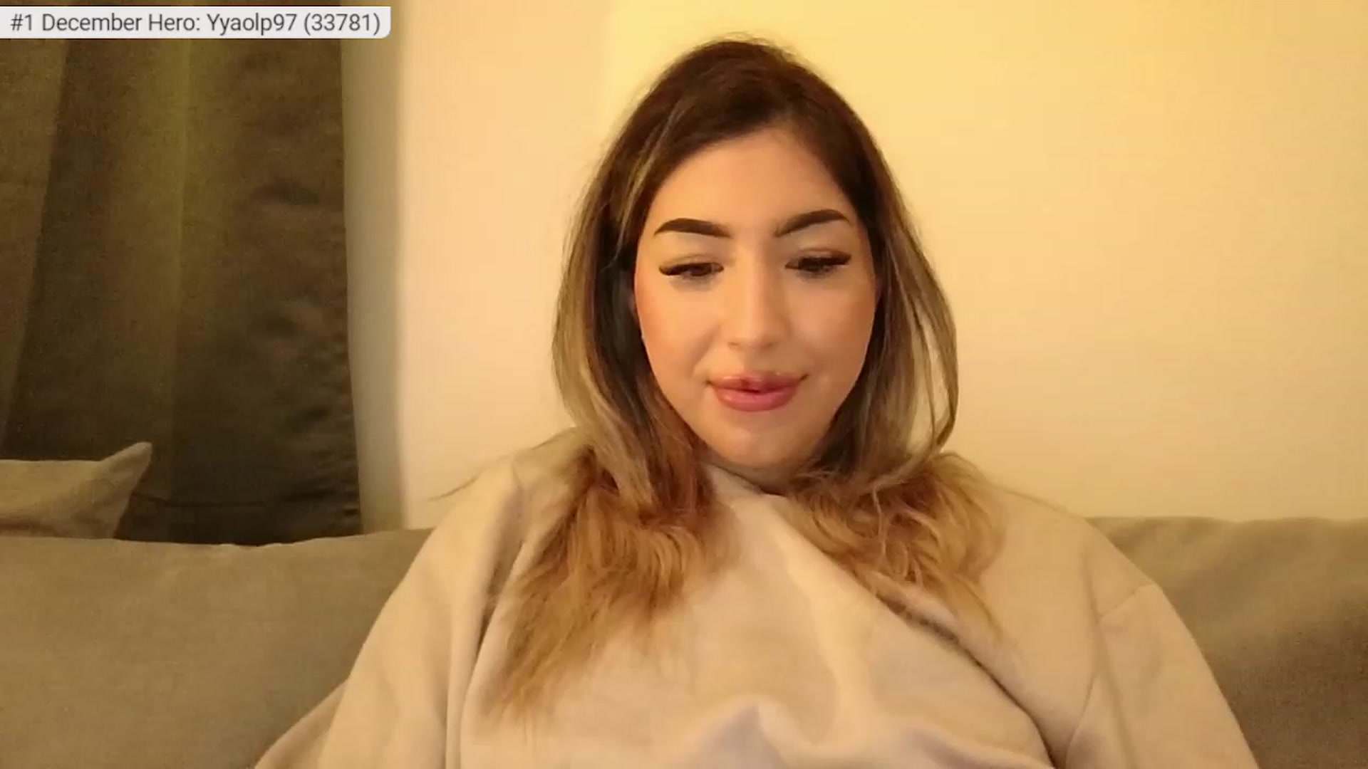 Gallery image thumbnail from SweetSin's myfreecams stream on, 12/17/2023, 16:54 image 17 of 20