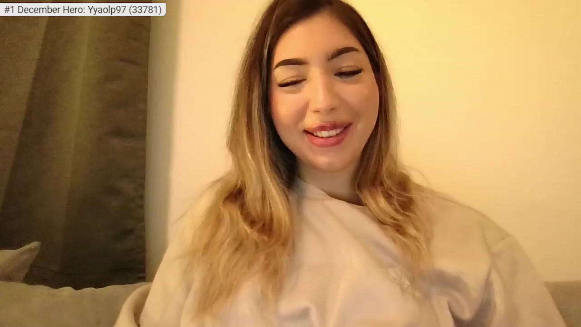 Gallery image thumbnail from SweetSin's myfreecams stream on, 12/17/2023, 16:54 image 18 of 20