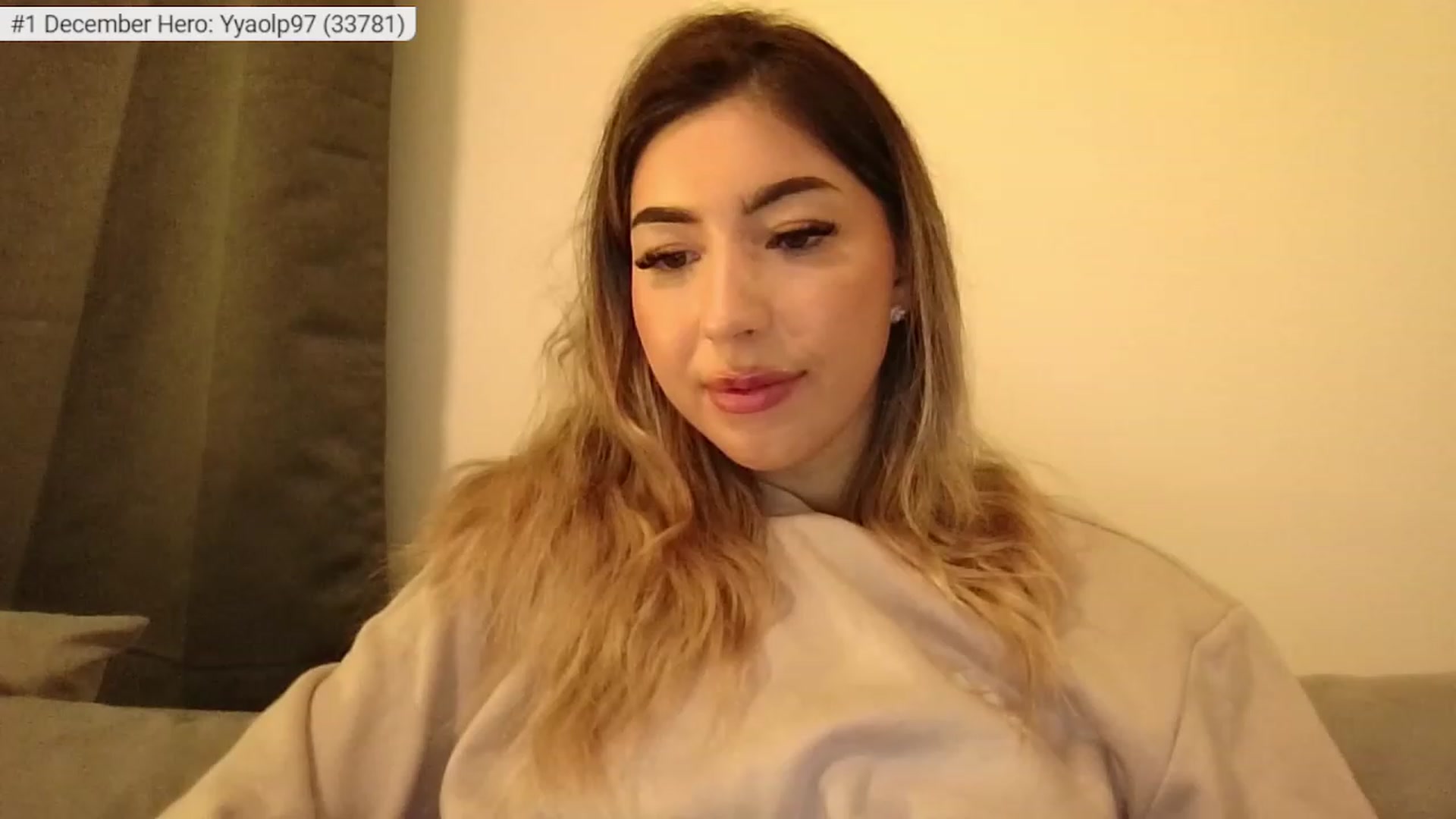 Gallery image thumbnail from SweetSin's myfreecams stream on, 12/17/2023, 16:54 image 19 of 20