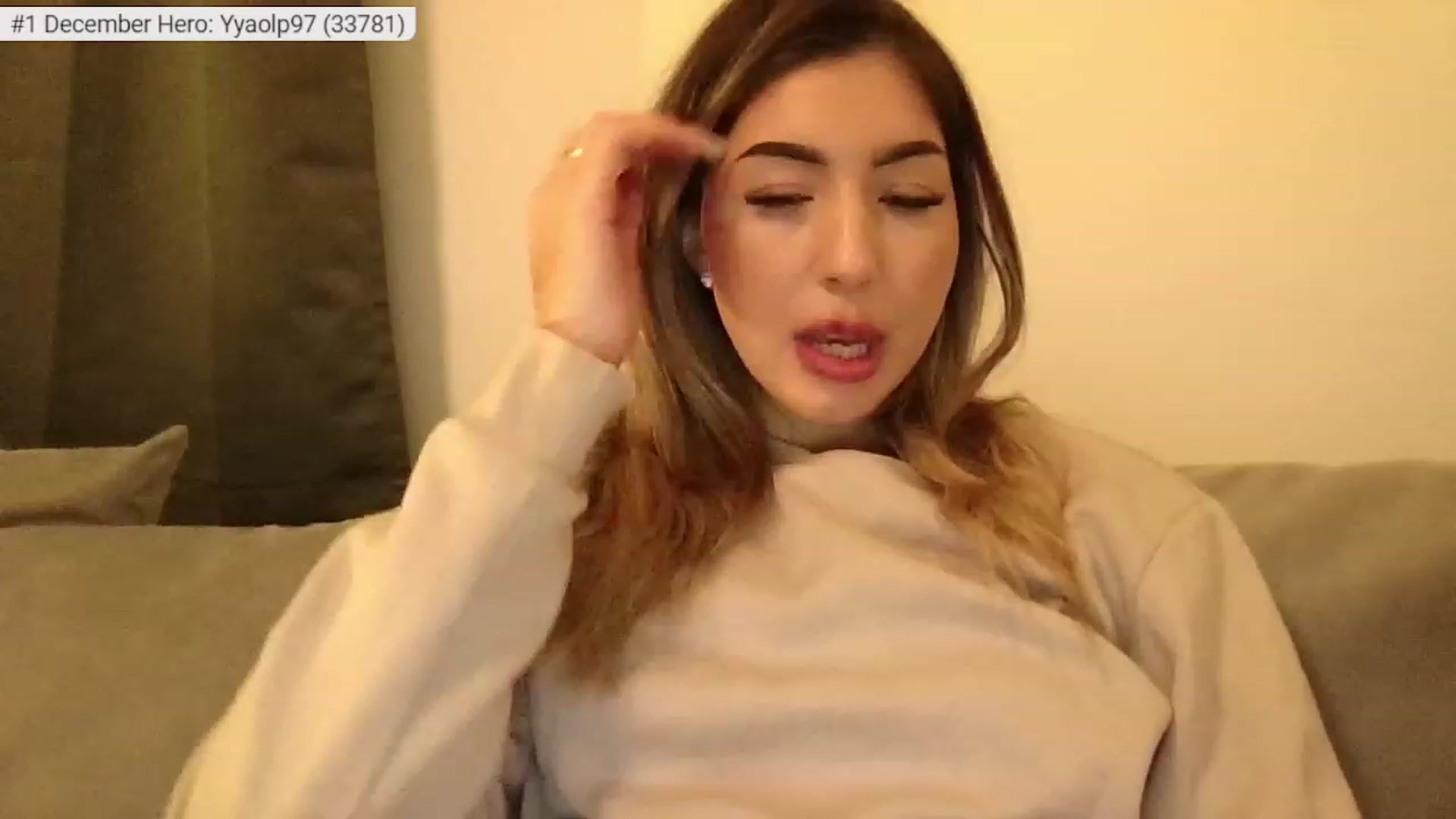Gallery image thumbnail from SweetSin's myfreecams stream on, 12/17/2023, 16:54 image 14 of 20