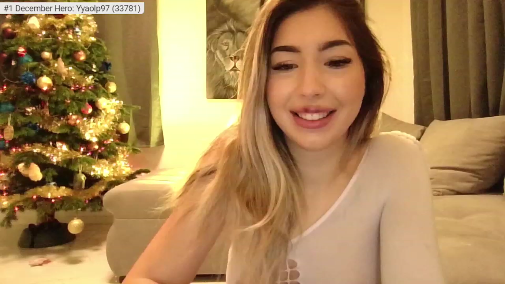 Gallery image thumbnail from SweetSin's myfreecams stream on, 12/17/2023, 16:54 image 10 of 20