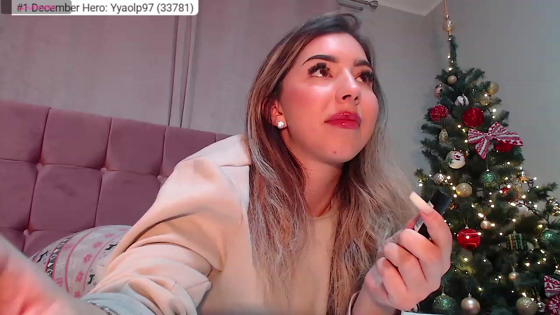 Gallery image thumbnail from SweetSin's myfreecams stream on, 12/17/2023, 19:36 image 14 of 20