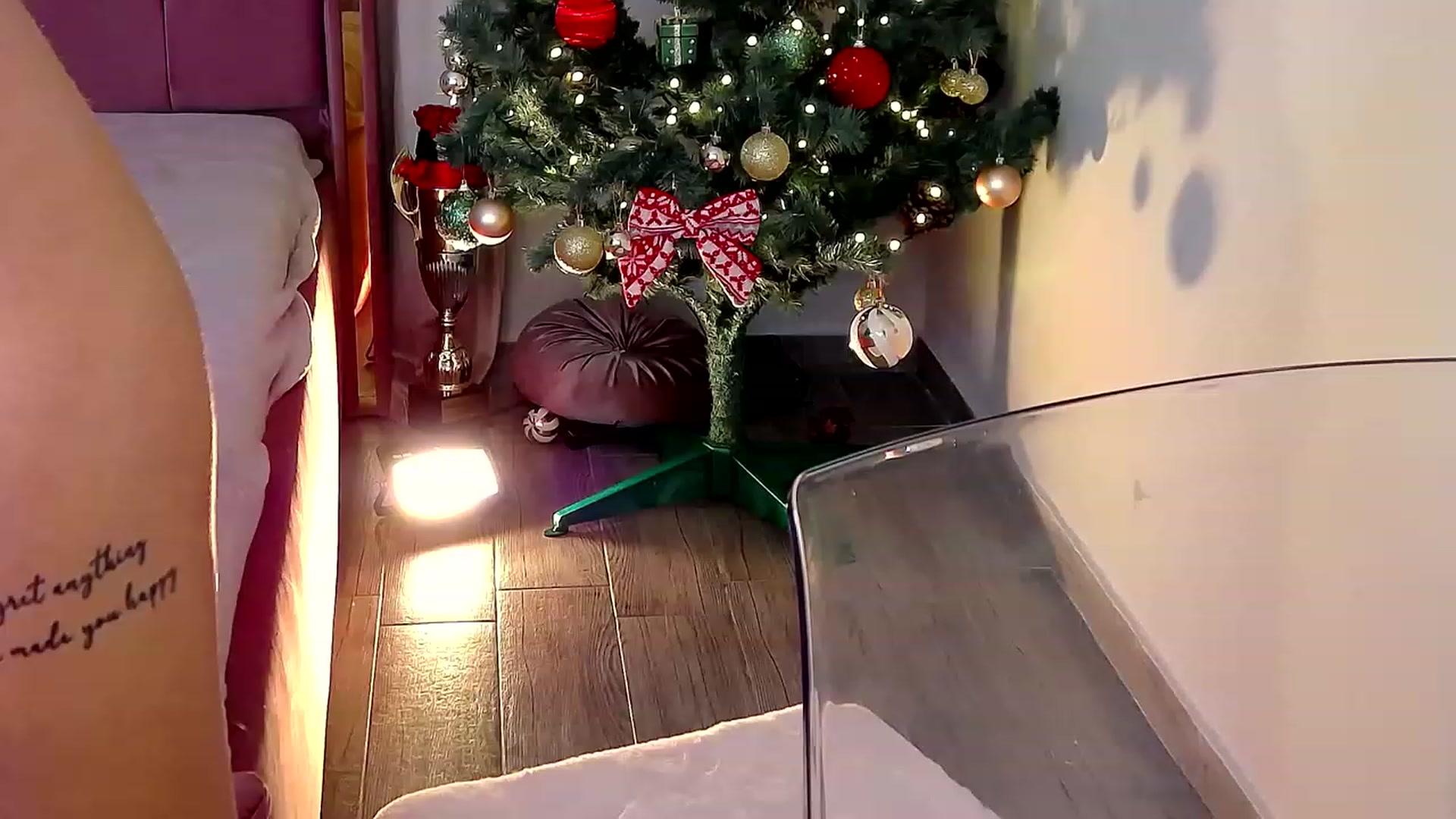 Gallery image thumbnail from SweetSin's myfreecams stream on, 12/22/2023, 17:38 image 5 of 20