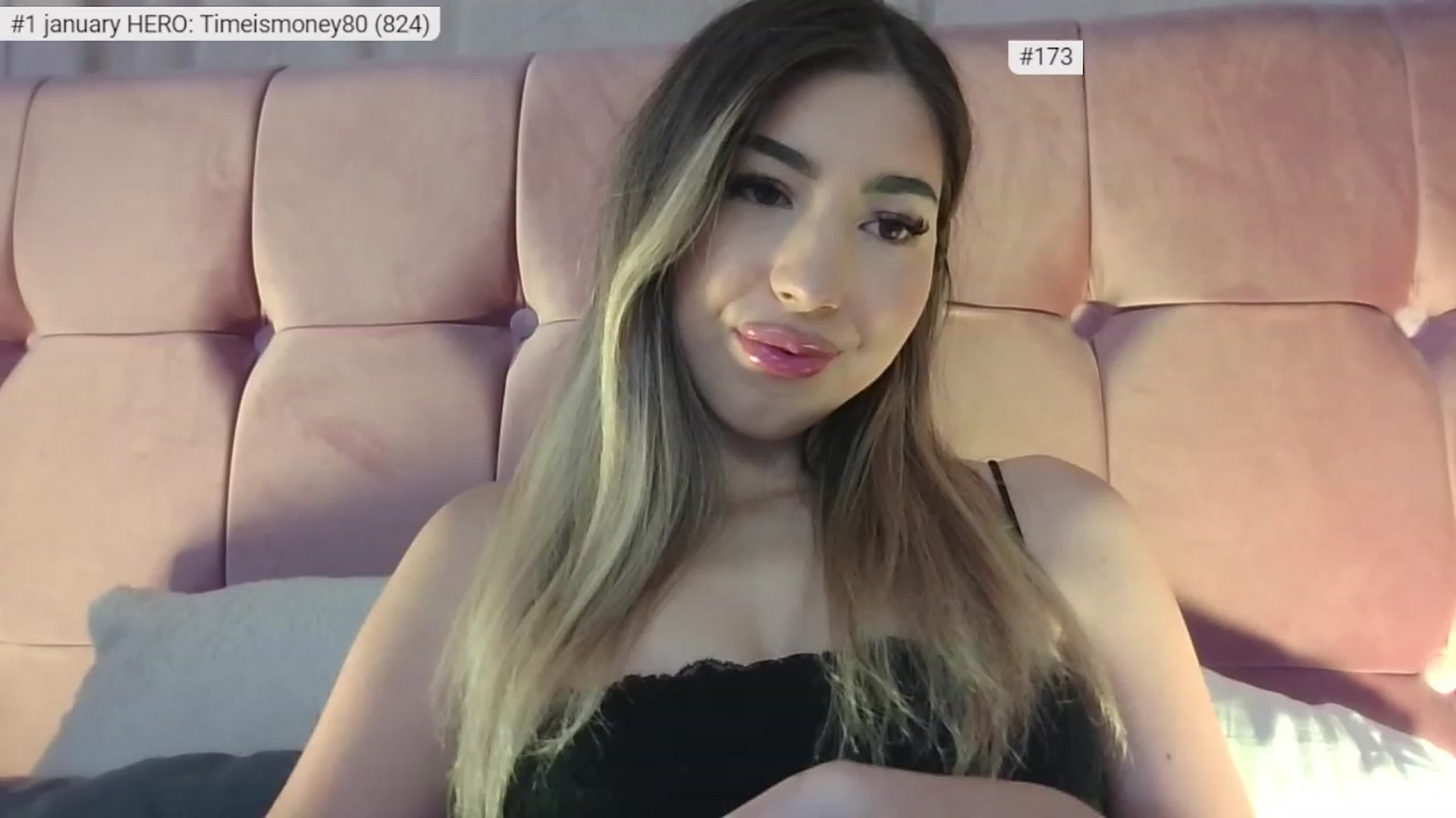 Gallery image thumbnail from SweetSin's myfreecams stream on, 01/01/2024, 19:18 image 8 of 20