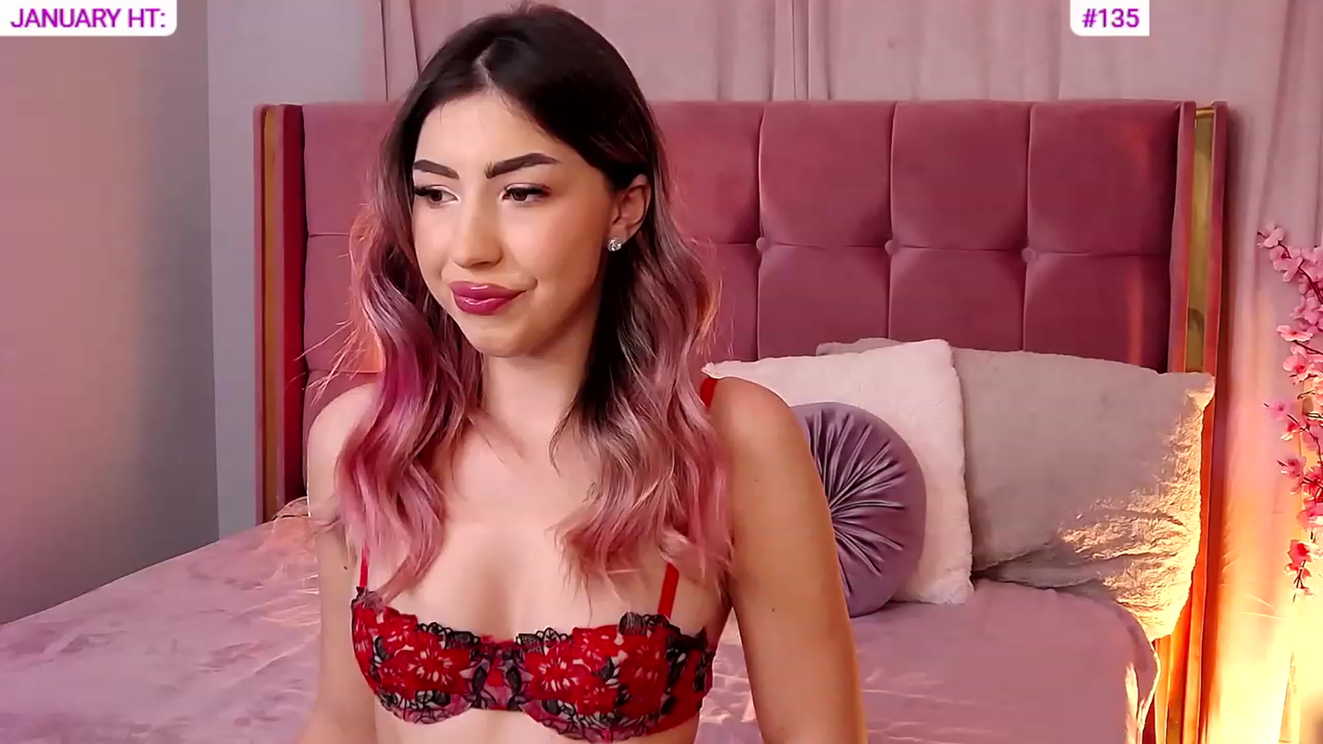 Gallery image thumbnail from SweetSin's myfreecams stream on, 01/11/2024, 18:16 image 10 of 20