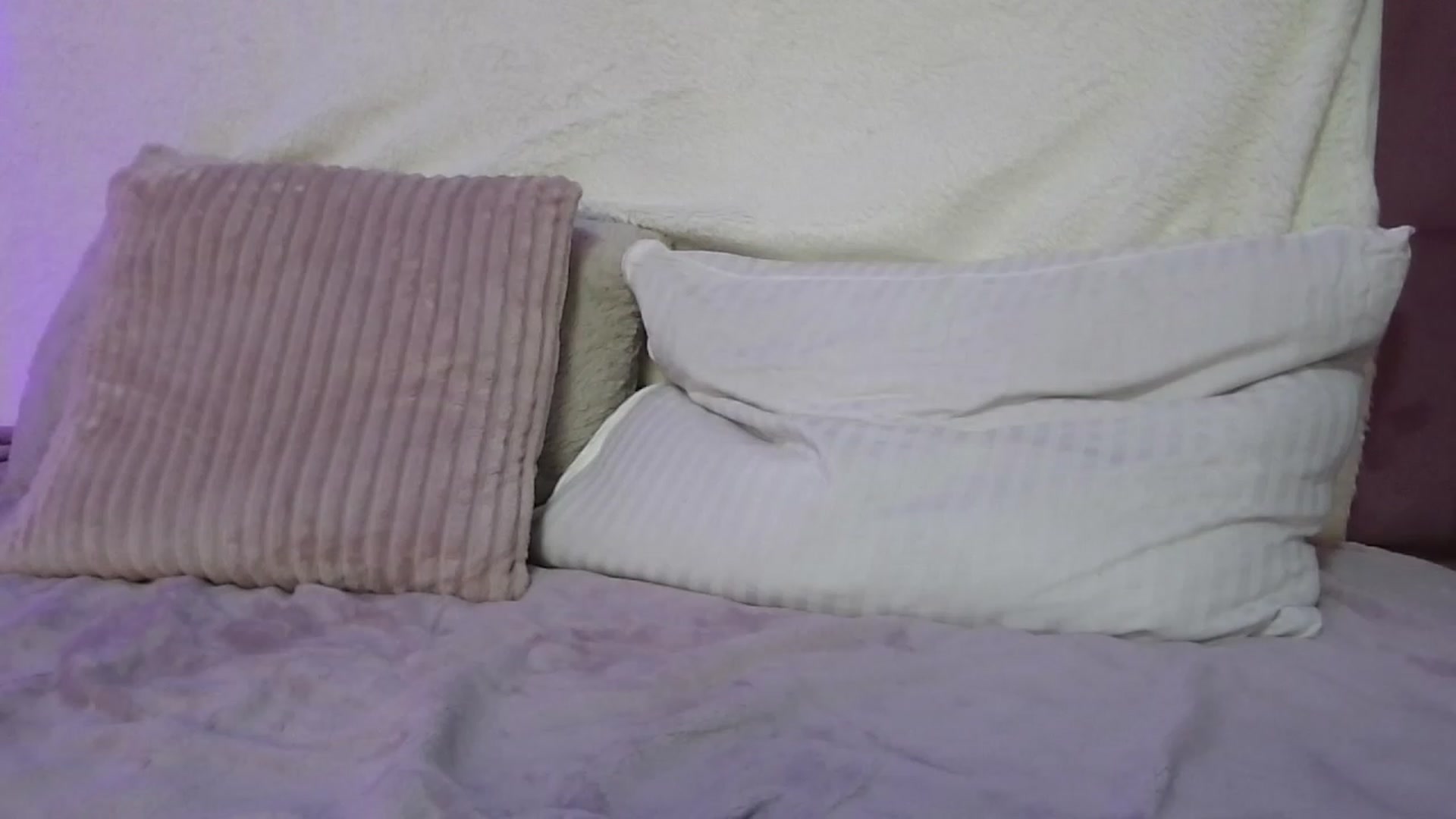 Gallery image thumbnail from SweetSin's myfreecams stream on, 01/19/2024, 15:39 image 17 of 20