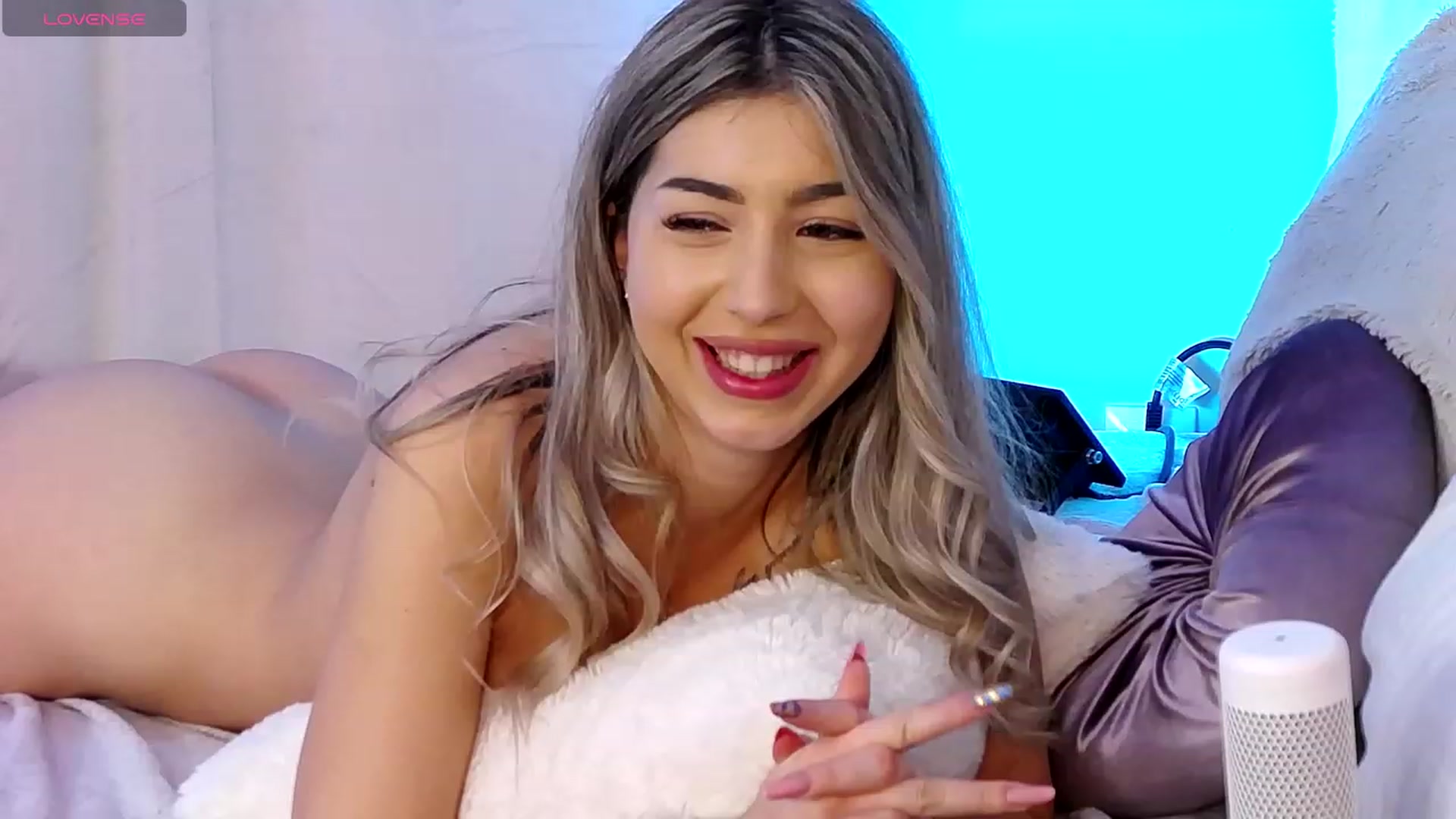 Gallery image thumbnail from SweetSin's myfreecams stream on, 02/08/2024, 05:15 image 10 of 20