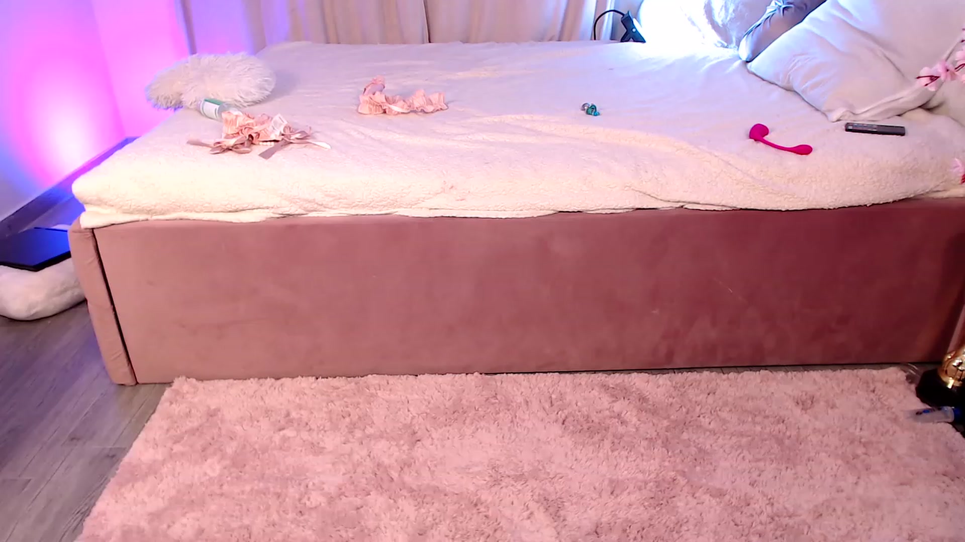 Gallery image thumbnail from SweetSin's myfreecams stream on, 02/20/2024, 13:37 image 17 of 20