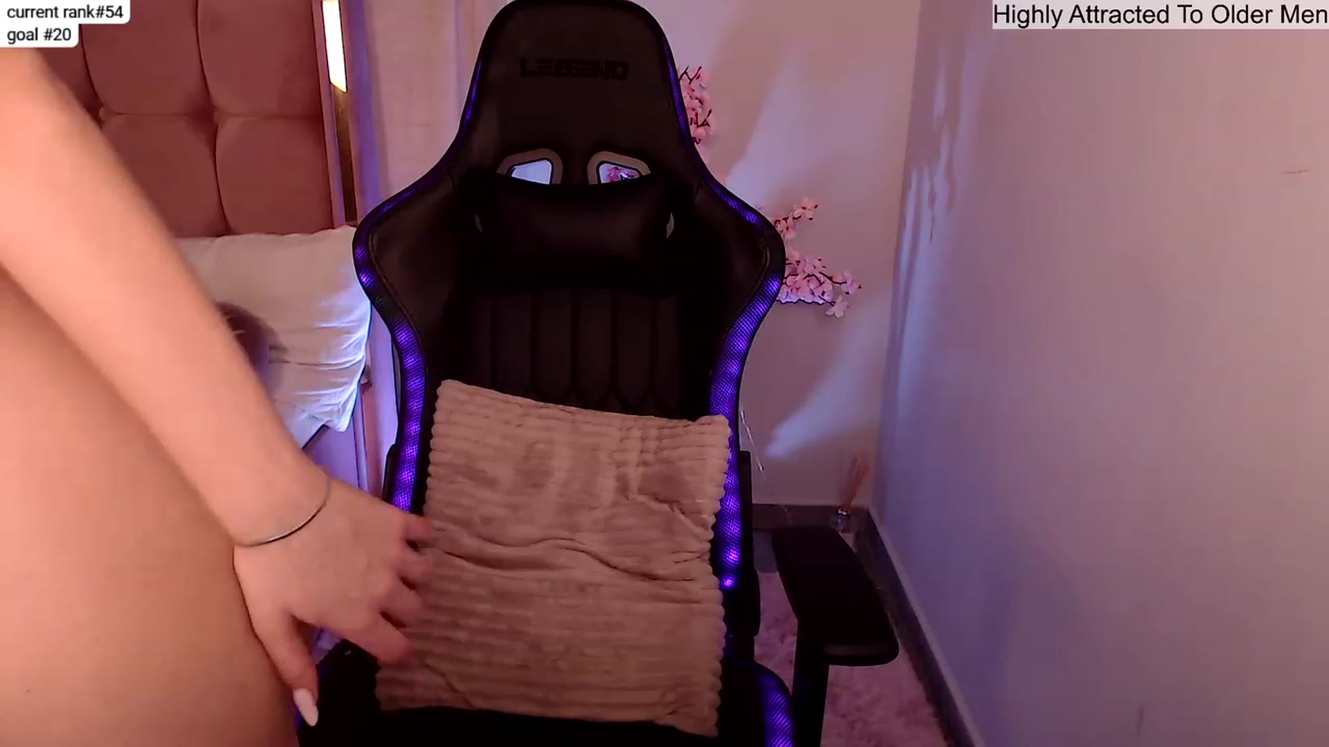 Gallery image thumbnail from SweetSin's myfreecams stream on, 03/03/2024, 01:00 image 10 of 20
