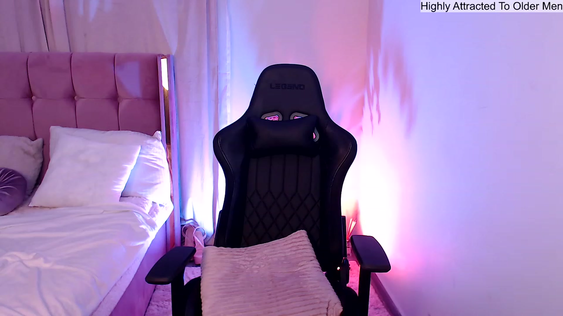 Gallery image thumbnail from SweetSin's myfreecams stream on, 03/18/2024, 08:35 image 3 of 20