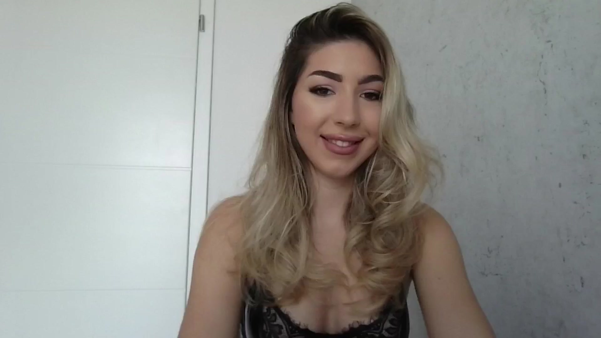 Gallery image thumbnail from SweetSin's myfreecams stream on, 04/16/2024, 07:19 image 2 of 20