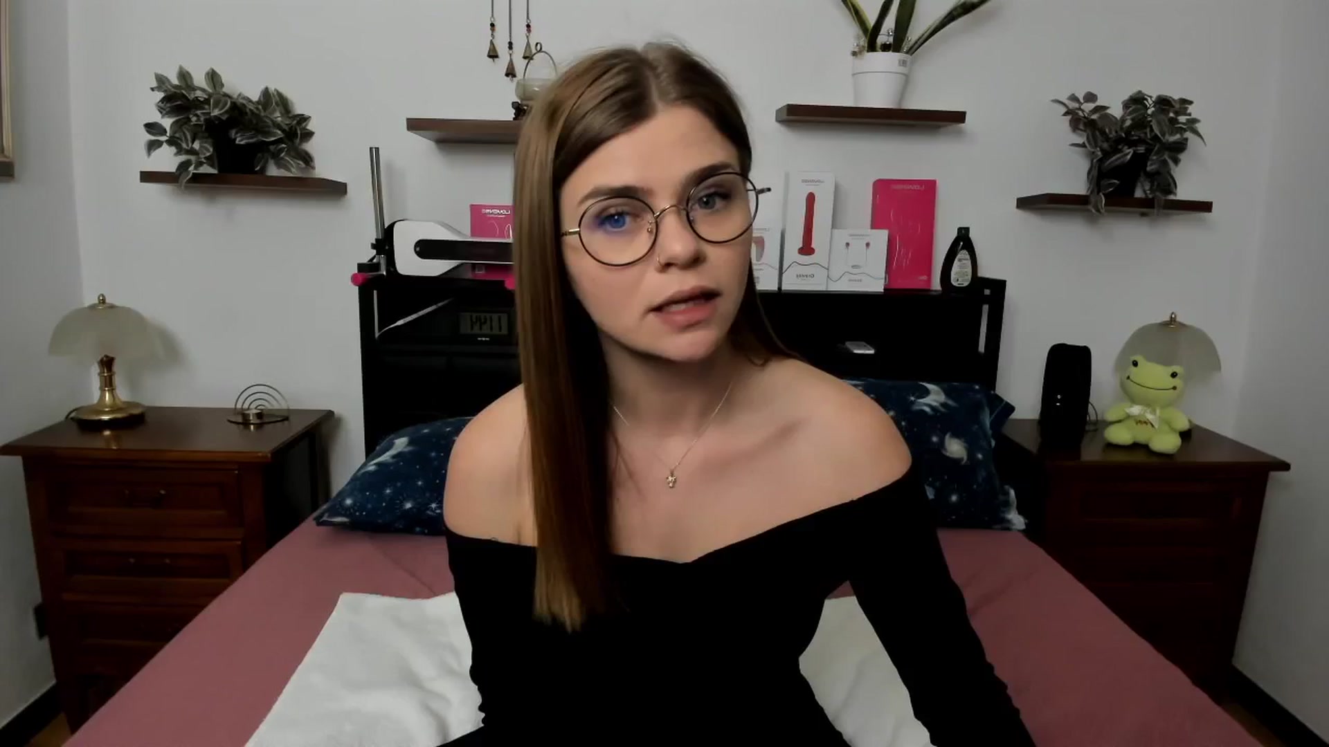 Gallery image thumbnail from SweetSinme's myfreecams stream on, 04/17/2026, 09:59 image 18 of 20