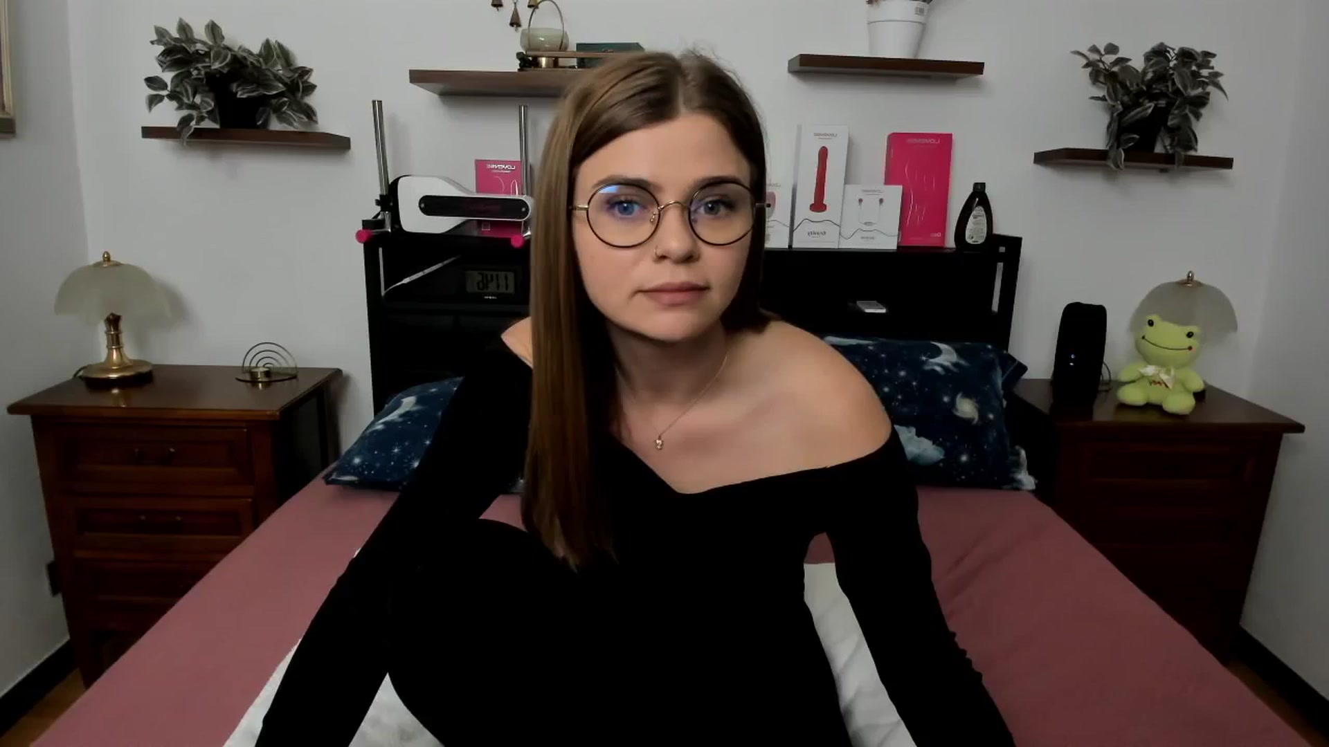 Gallery image thumbnail from SweetSinme's myfreecams stream on, 04/17/2026, 09:59 image 19 of 20