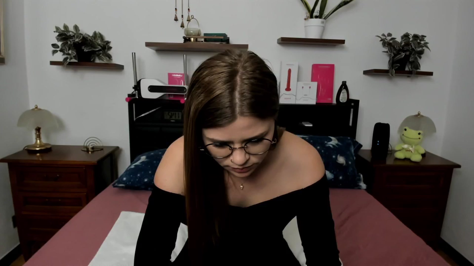 Gallery image thumbnail from SweetSinme's myfreecams stream on, 04/17/2026, 09:59 image 17 of 20