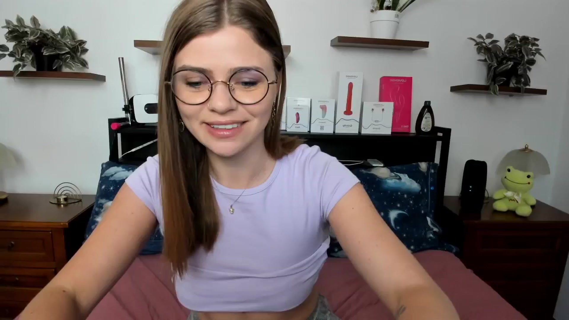 Gallery image thumbnail from SweetSinme's myfreecams stream on, 04/21/2026, 11:01 image 6 of 20