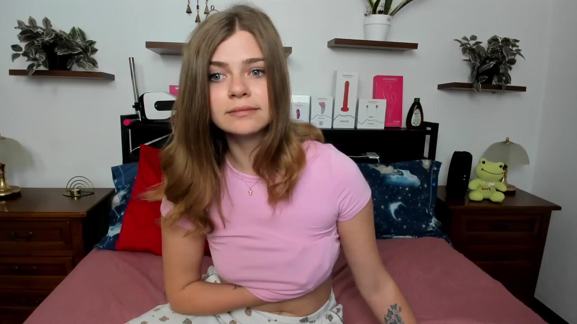 Gallery image thumbnail from SweetSinme's myfreecams stream on, 04/23/2026, 08:49 image 10 of 20
