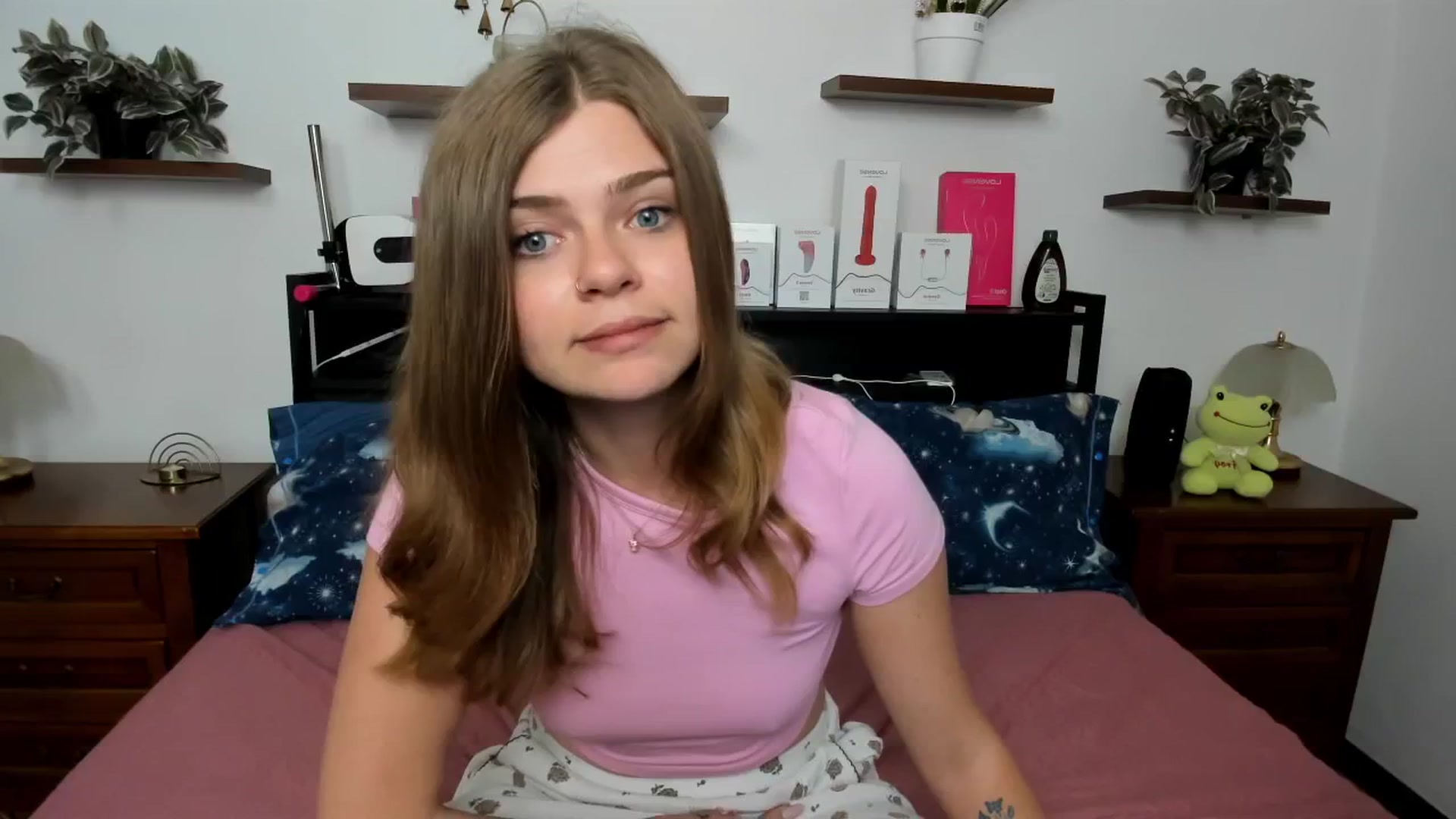 Gallery image thumbnail from SweetSinme's myfreecams stream on, 04/23/2026, 09:27 image 18 of 20