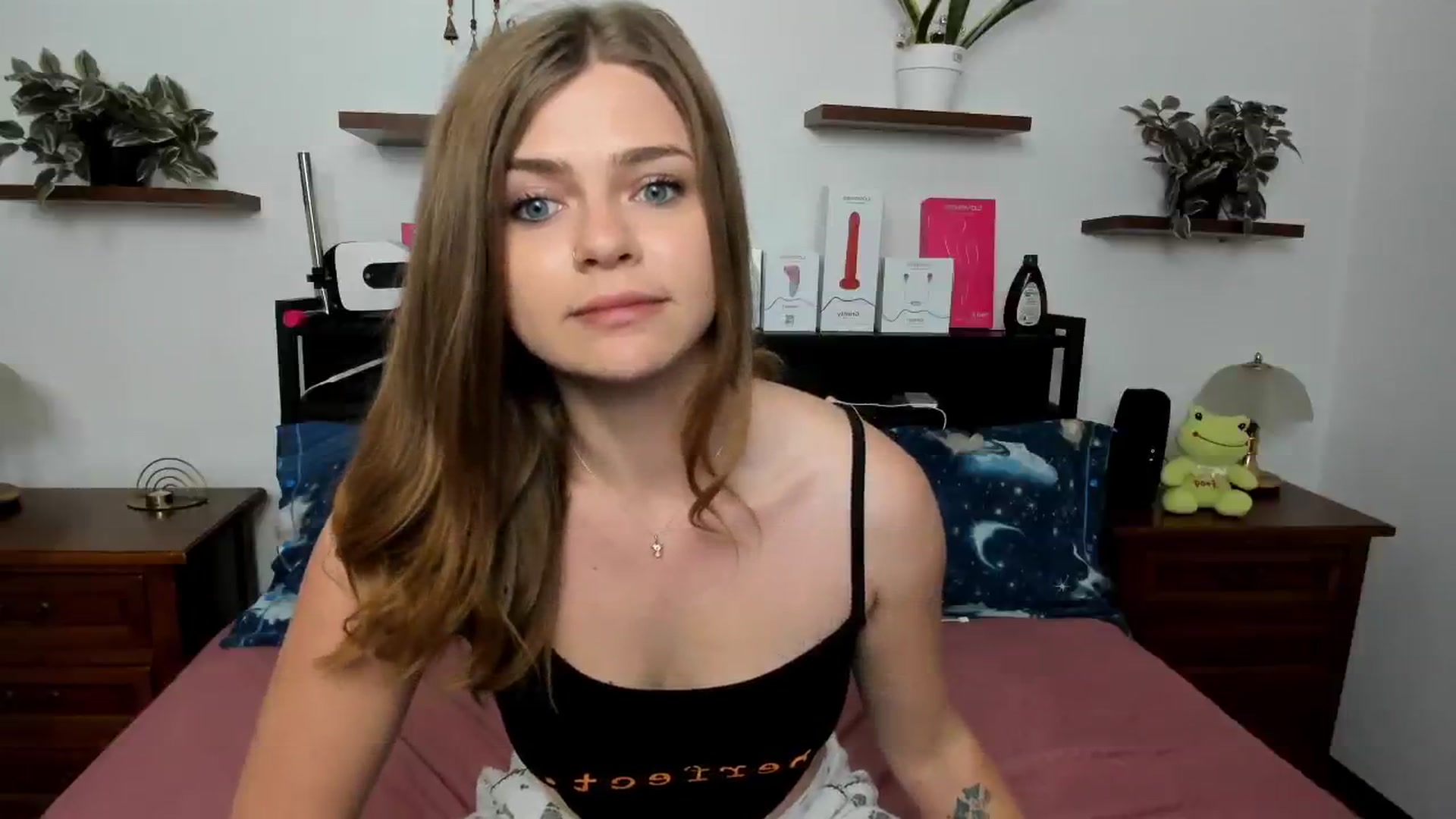 Gallery image thumbnail from SweetSinme's myfreecams stream on, 04/24/2026, 11:26 image 3 of 20