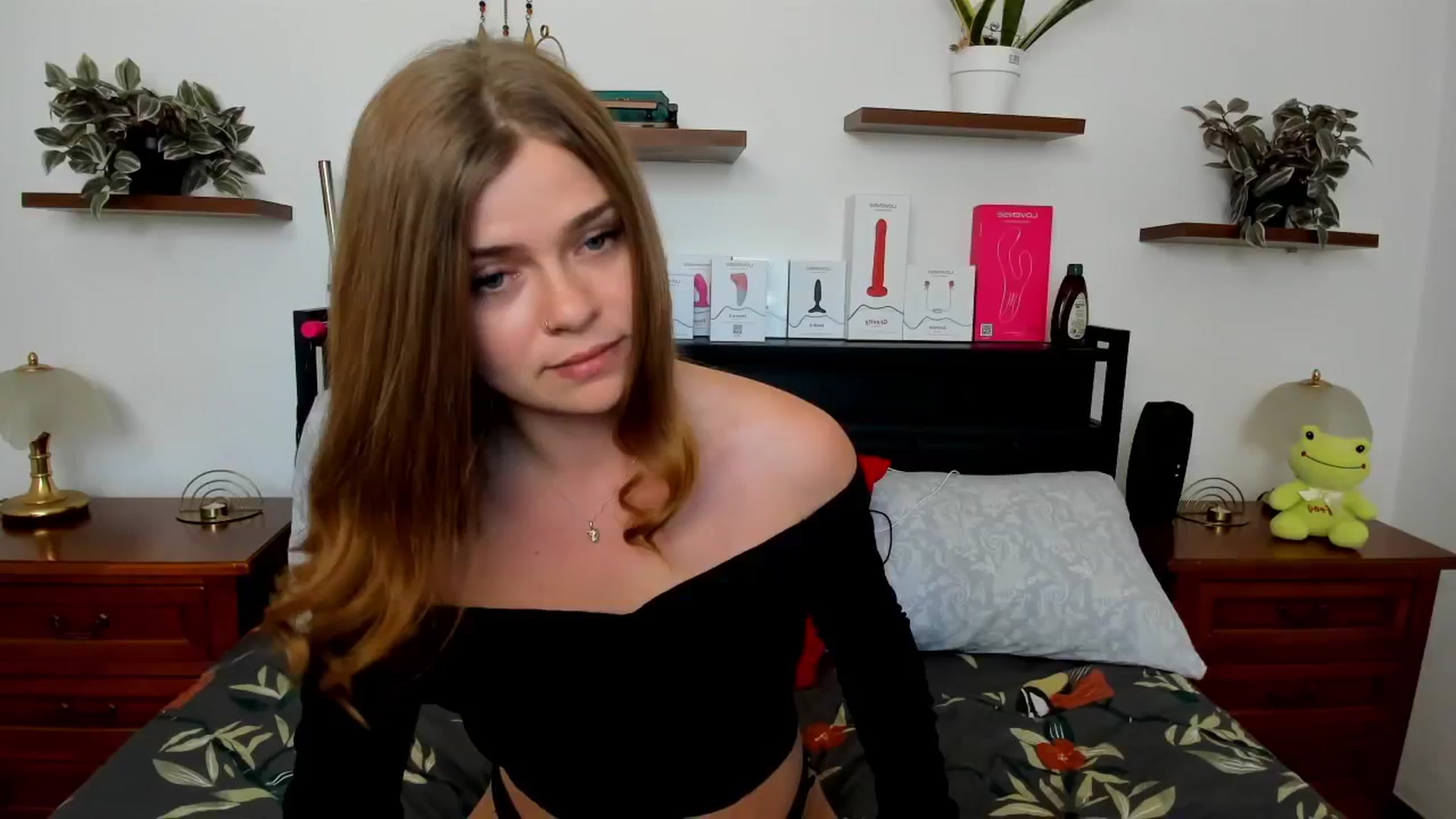 Gallery image thumbnail from SweetSinme's myfreecams stream on, 05/01/2026, 15:39 image 2 of 20