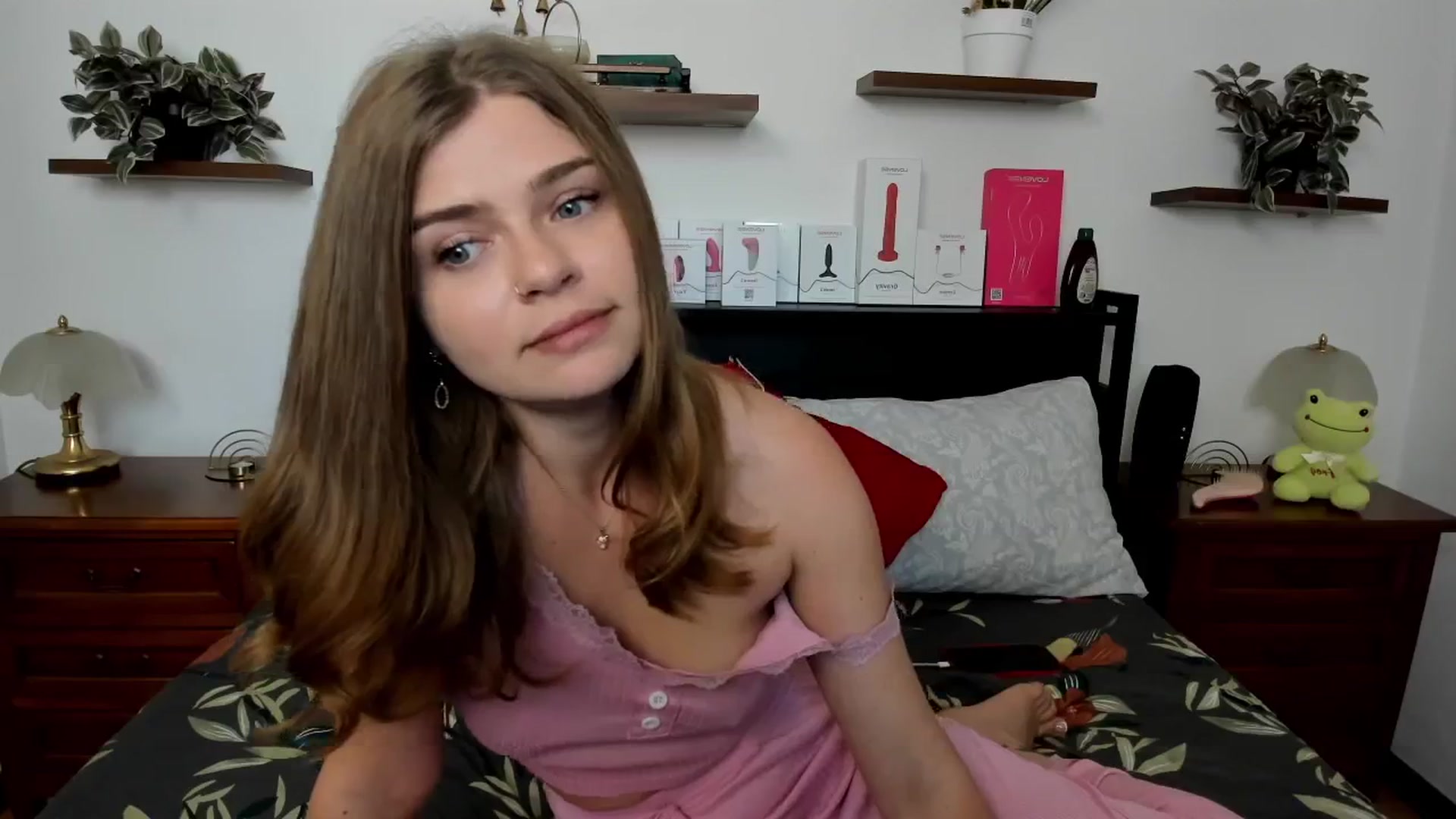 Gallery image thumbnail from SweetSinme's myfreecams stream on, 05/02/2026, 10:35 image 9 of 20