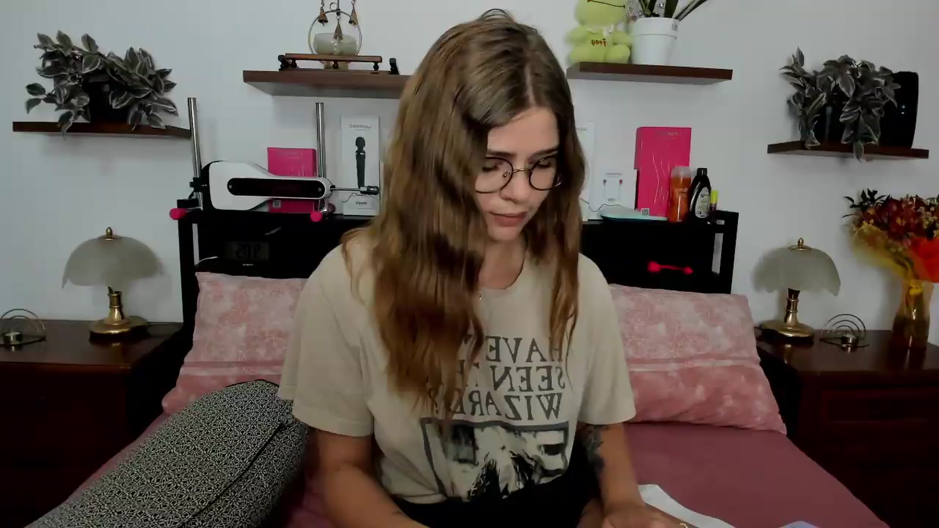 Gallery image thumbnail from SweetSinme's myfreecams stream on, 06/16/2026, 07:40 image 10 of 20