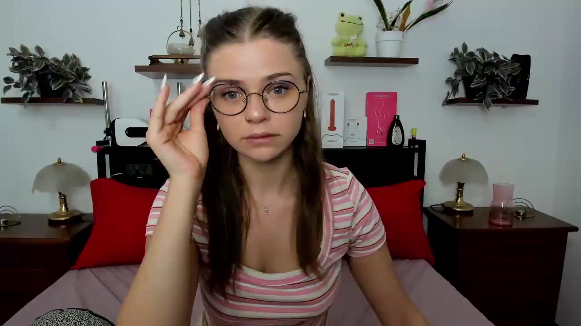 Gallery image thumbnail from SweetSinme's myfreecams stream on, 07/11/2026, 09:49 image 7 of 20