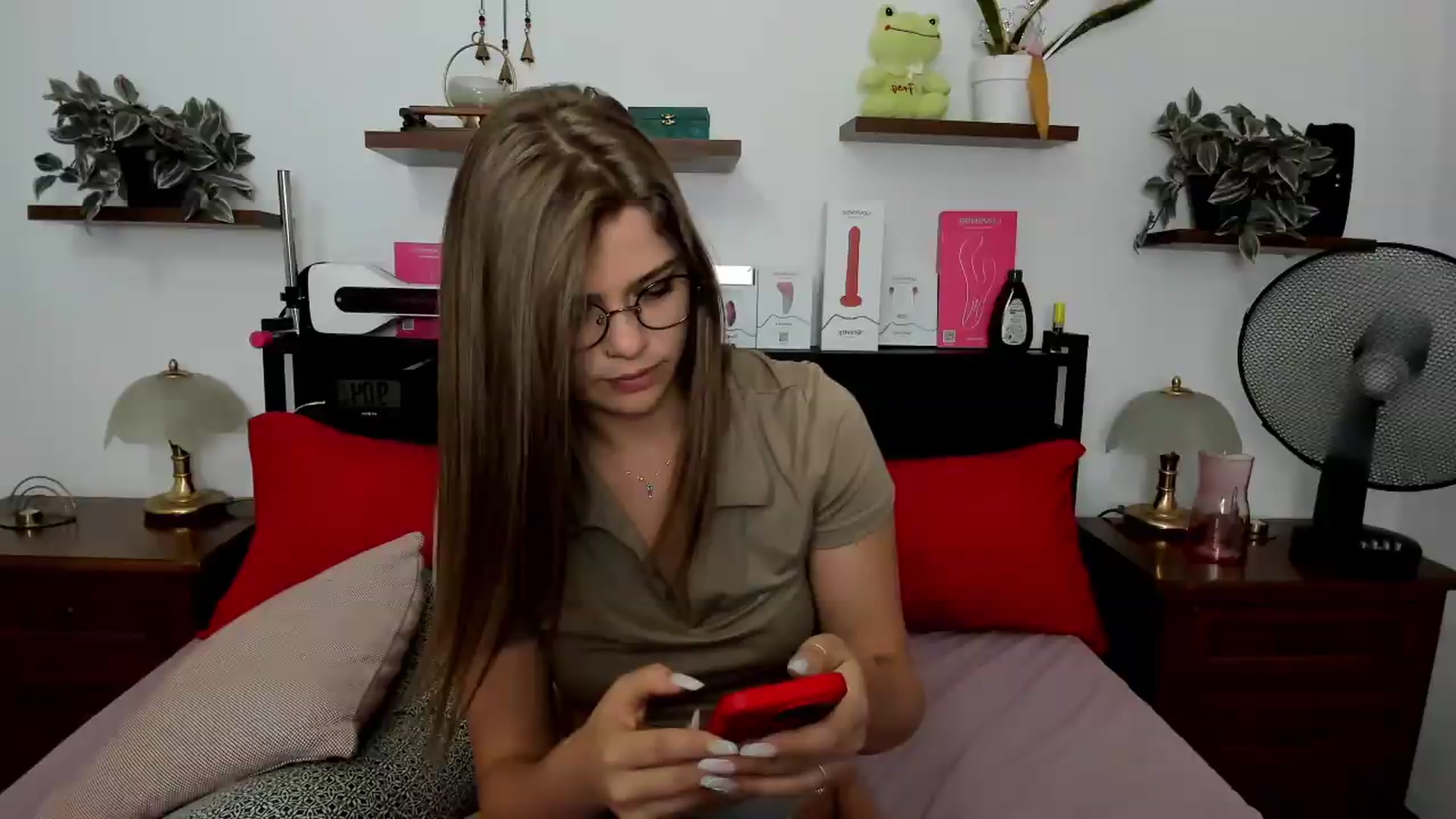 Gallery image thumbnail from SweetSinme's myfreecams stream on, 07/17/2026, 07:27 image 4 of 20