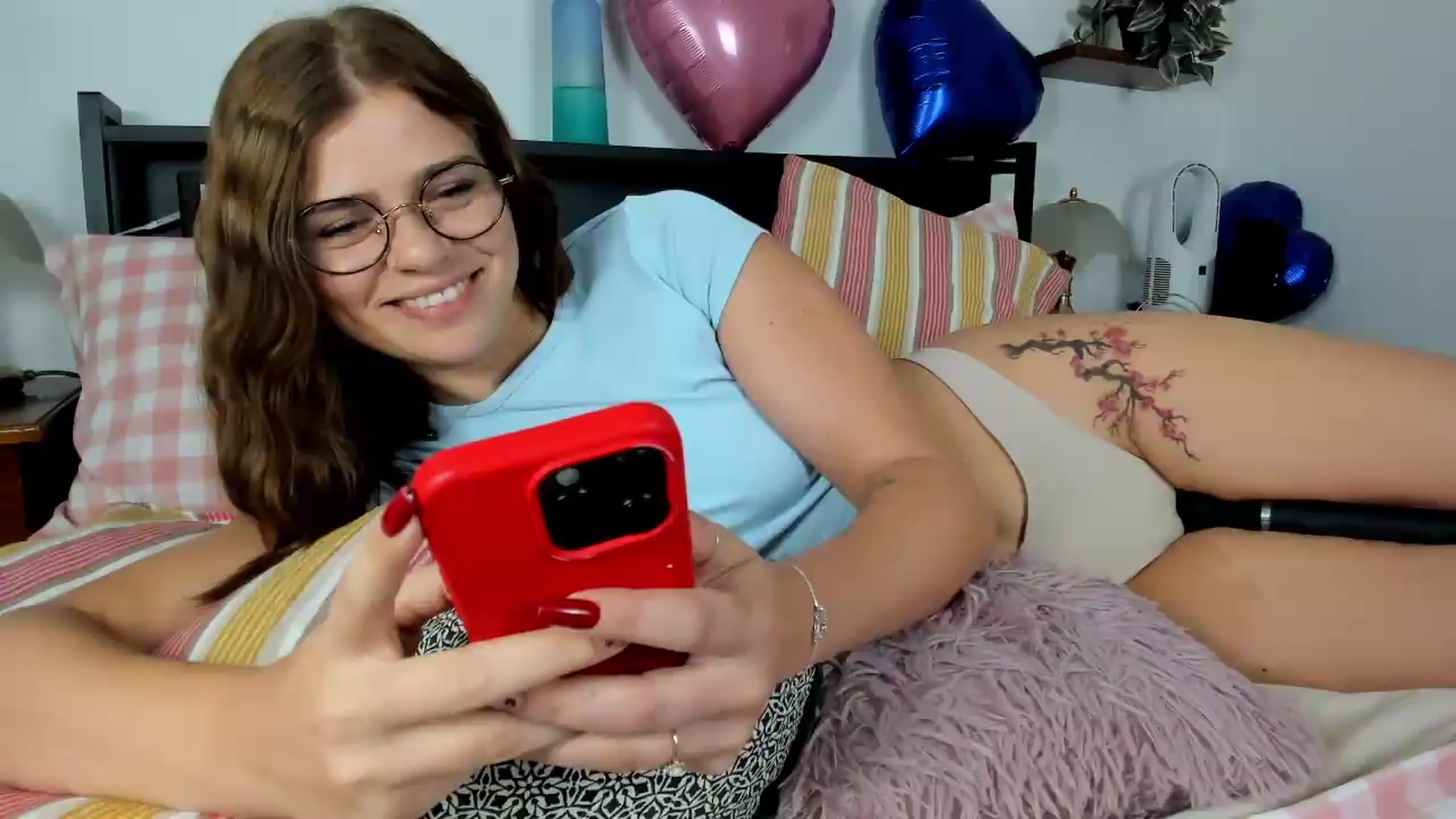 Gallery image thumbnail from SweetSinme's myfreecams stream on, 09/15/2026, 10:29 image 11 of 20