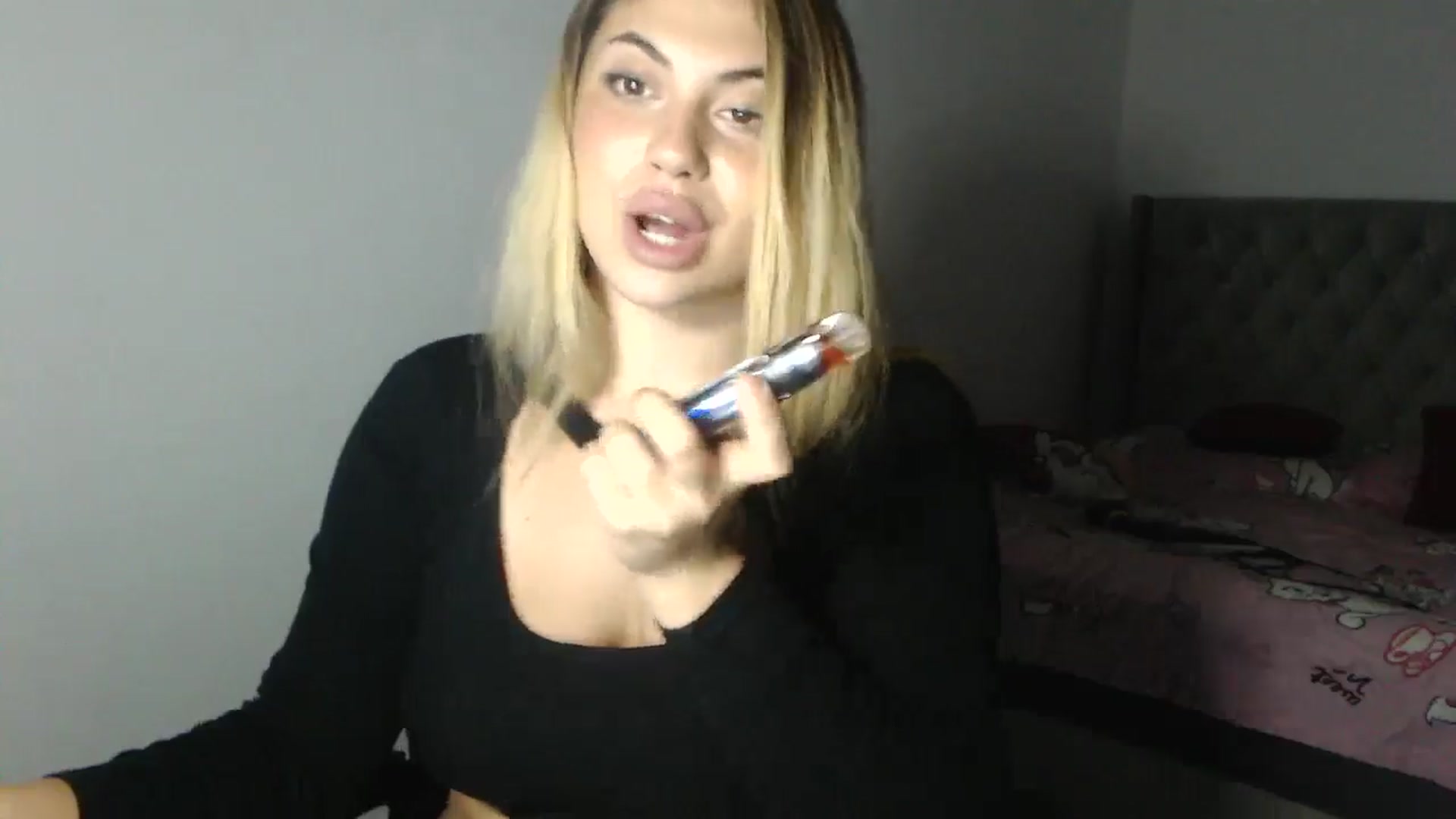 Gallery image thumbnail from SweetSmileXx's myfreecams stream on, 09/02/2024, 24:38 image 11 of 20