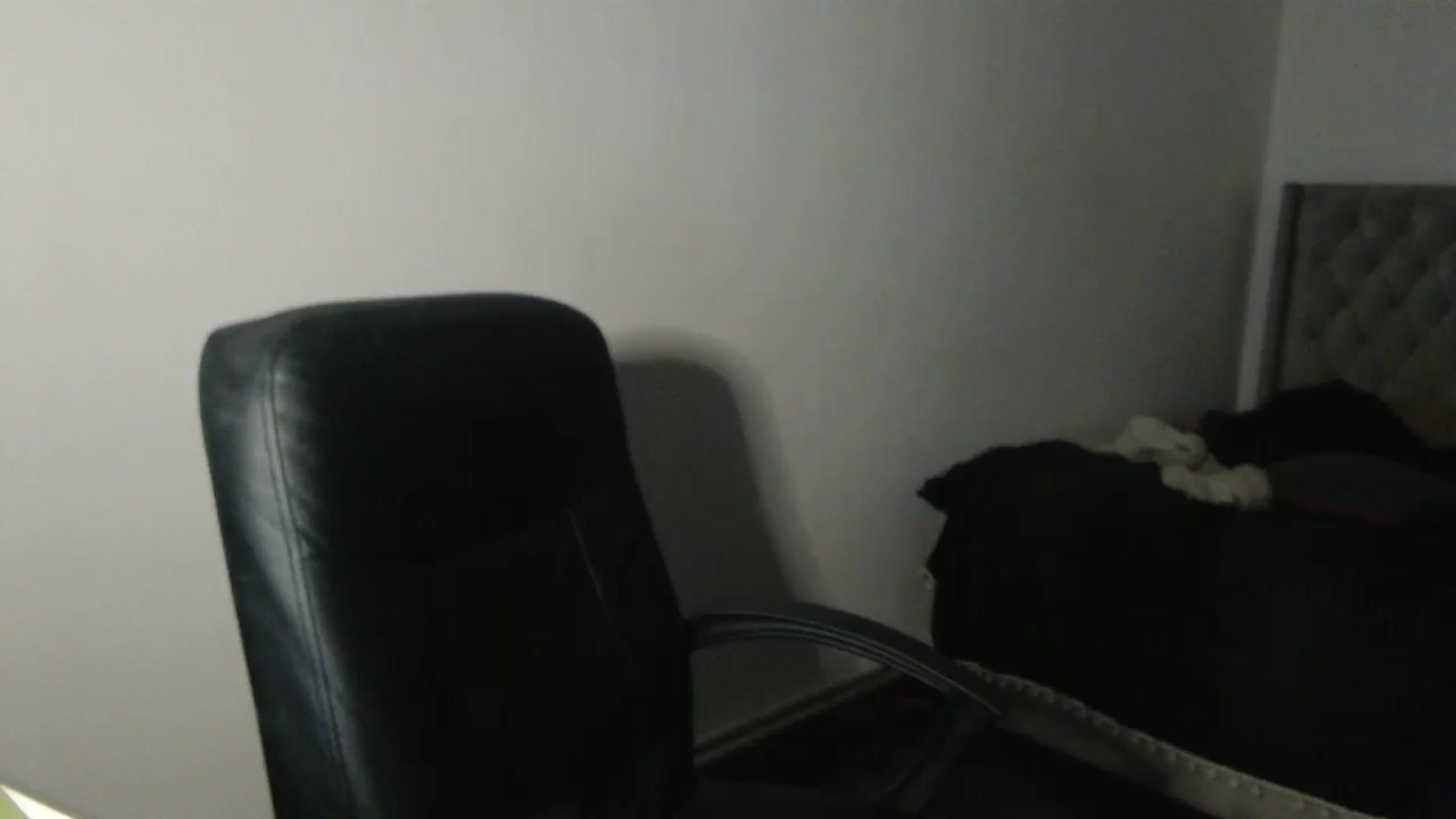 Gallery image thumbnail from SweetSmileXx's myfreecams stream on, 10/21/2024, 17:39 image 19 of 20