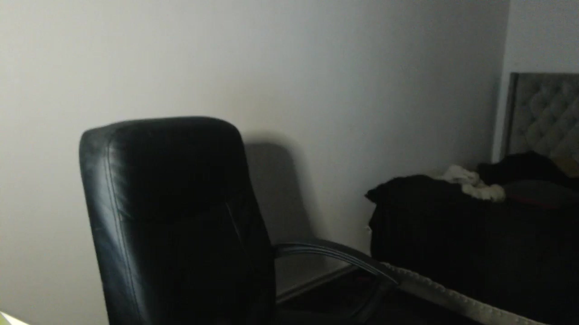 Gallery image thumbnail from SweetSmileXx's myfreecams stream on, 10/21/2024, 17:39 image 10 of 20