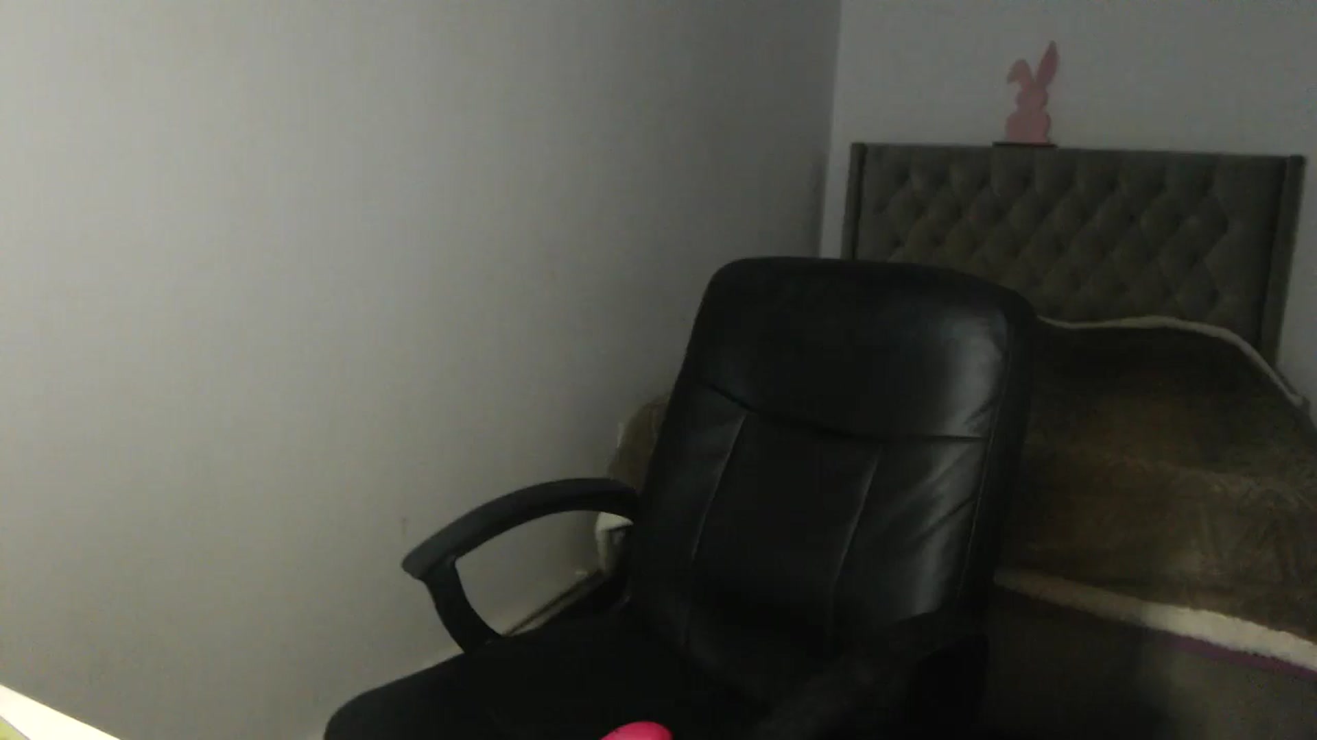 Gallery image thumbnail from SweetSmileXx's myfreecams stream on, 10/28/2024, 01:51 image 5 of 20