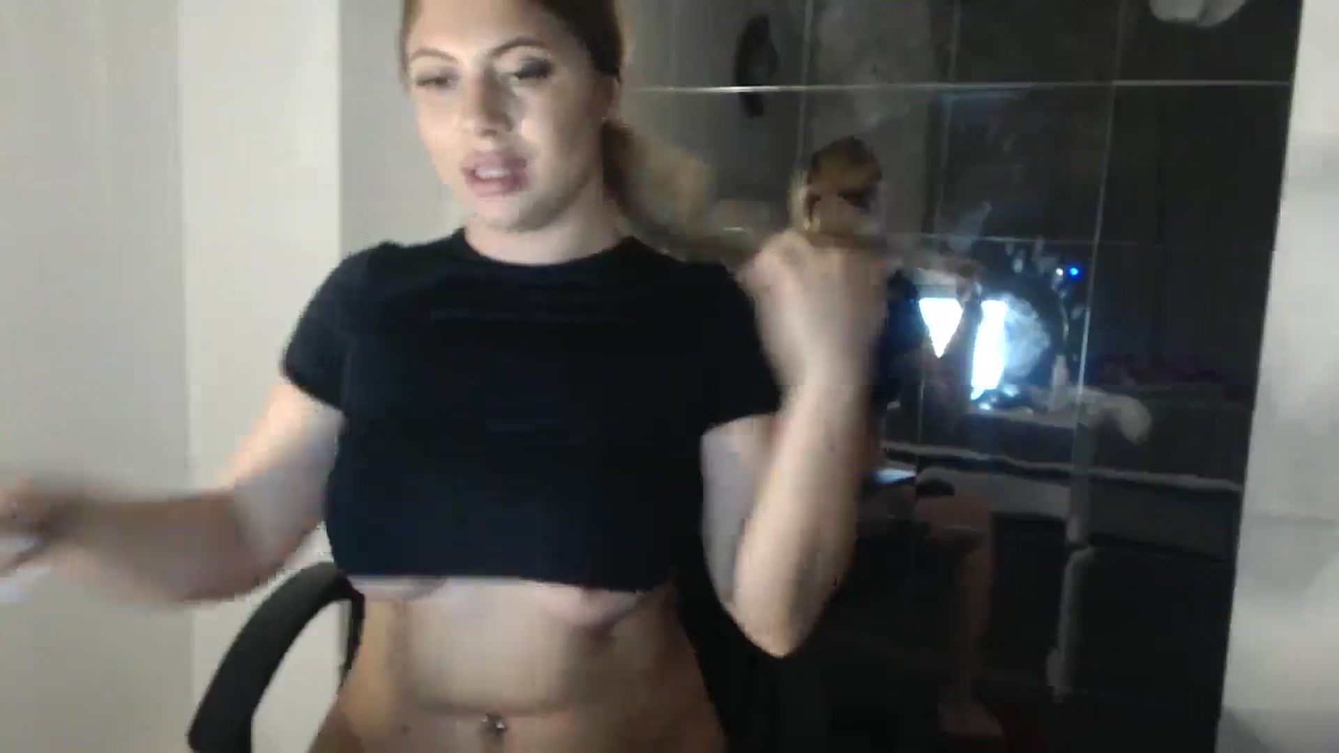 Gallery image thumbnail from SweetSmileXx's myfreecams stream on, 11/02/2024, 16:33 image 3 of 20