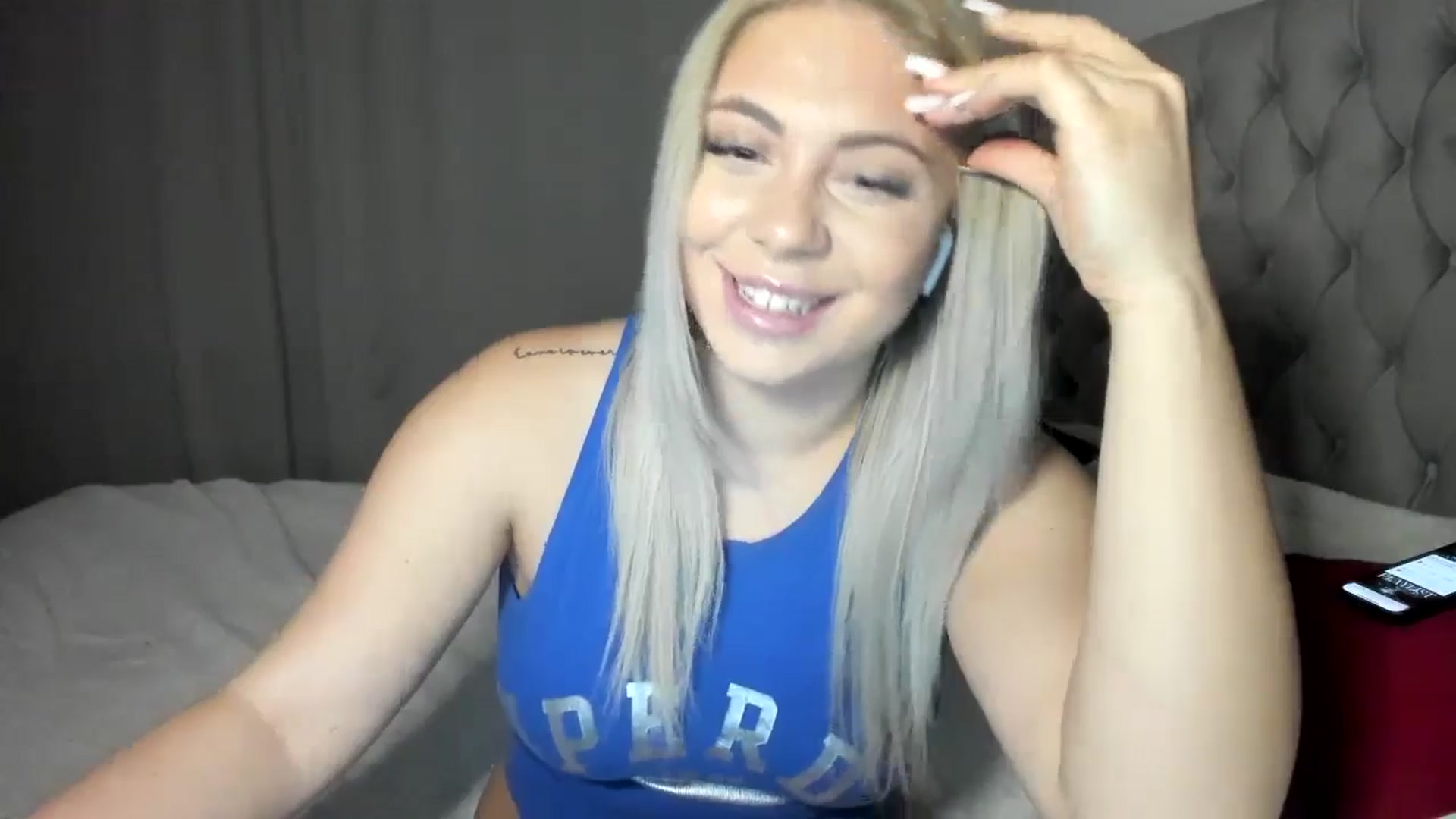 Gallery image thumbnail from SweetSmileXx's myfreecams stream on, 11/09/2024, 20:18 image 9 of 20