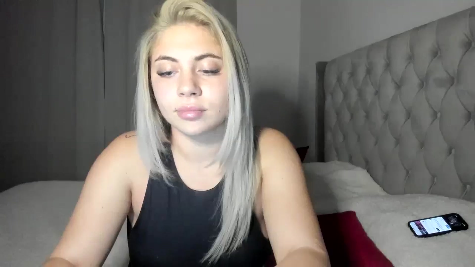 Gallery image thumbnail from SweetSmileXx's myfreecams stream on, 11/10/2024, 22:11 image 2 of 20