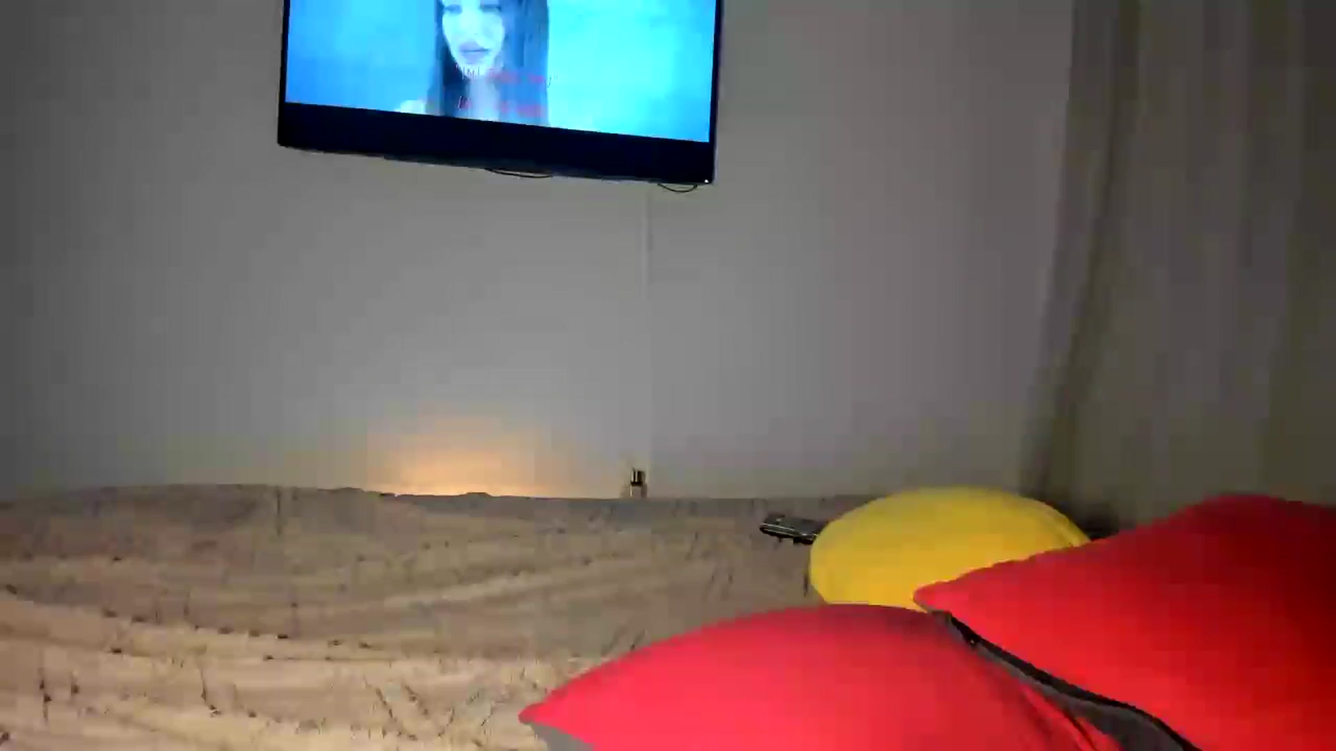 Gallery image thumbnail from SweetSmileXx's myfreecams stream on, 11/22/2024, 19:39 image 16 of 20