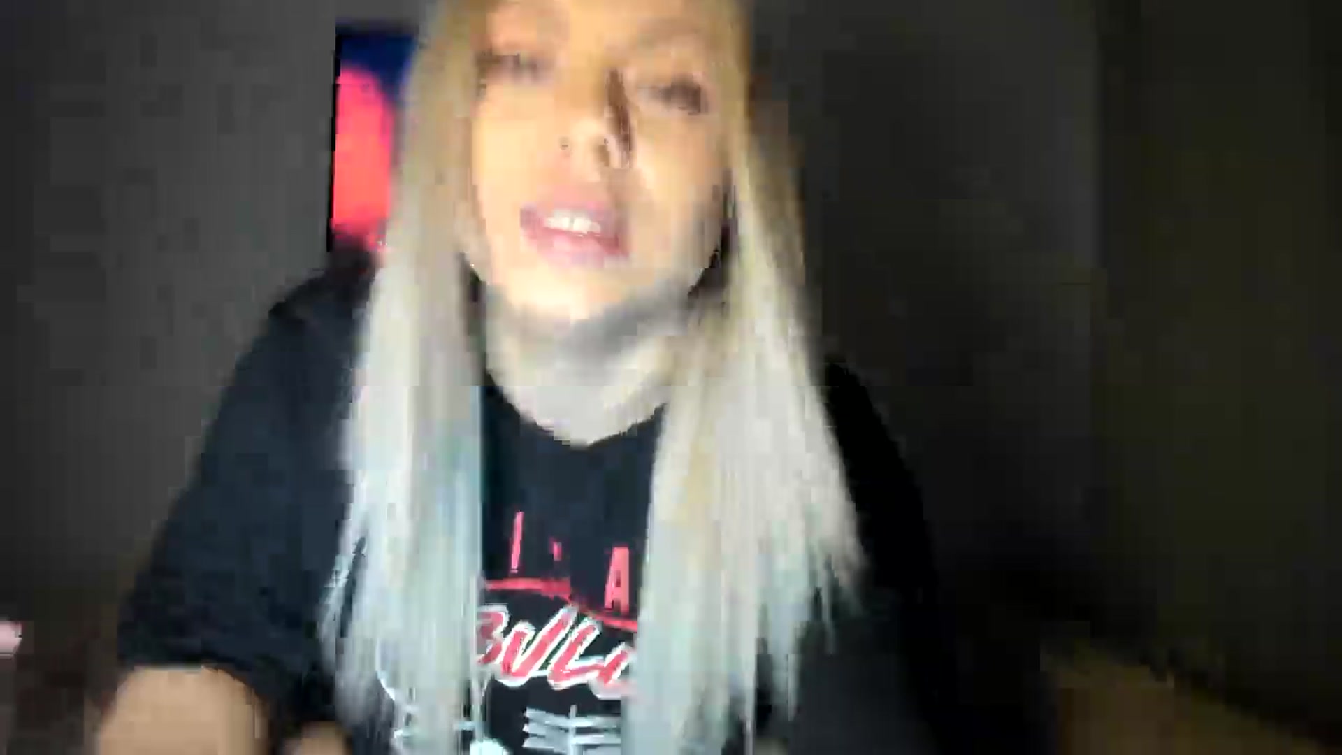 Gallery image thumbnail from SweetSmileXx's myfreecams stream on, 11/25/2024, 23:30 image 20 of 20