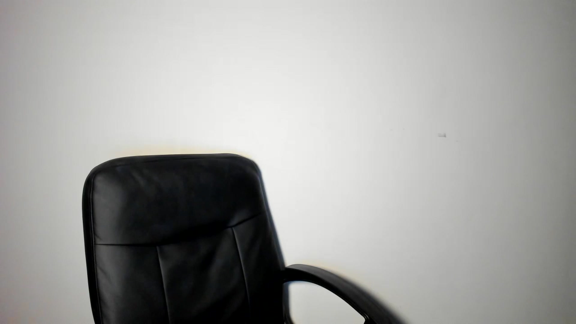 Gallery image thumbnail from SweetSmileXx's myfreecams stream on, 12/03/2024, 03:34 image 10 of 20