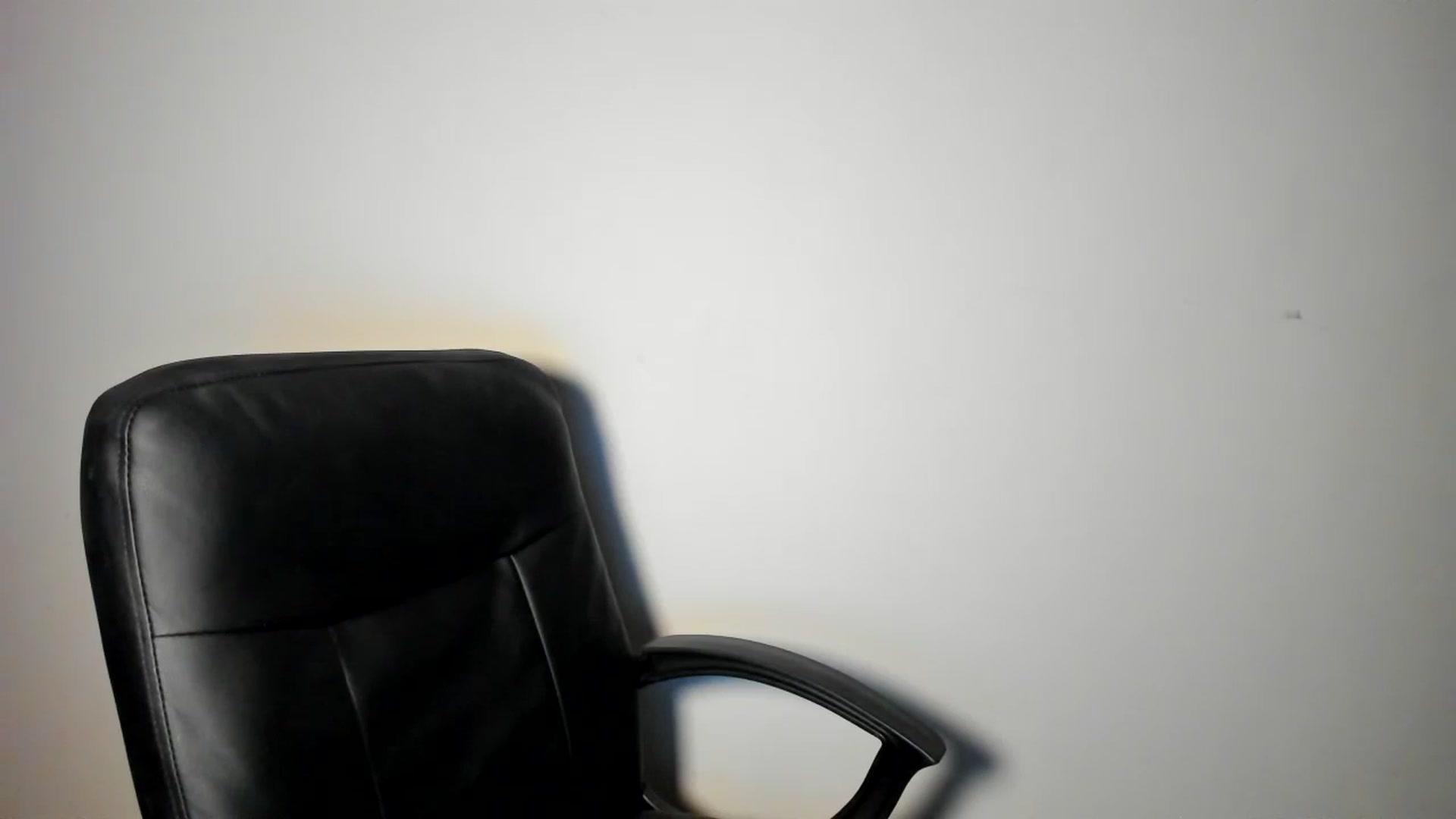 Gallery image thumbnail from SweetSmileXx's myfreecams stream on, 12/03/2024, 20:38 image 13 of 20