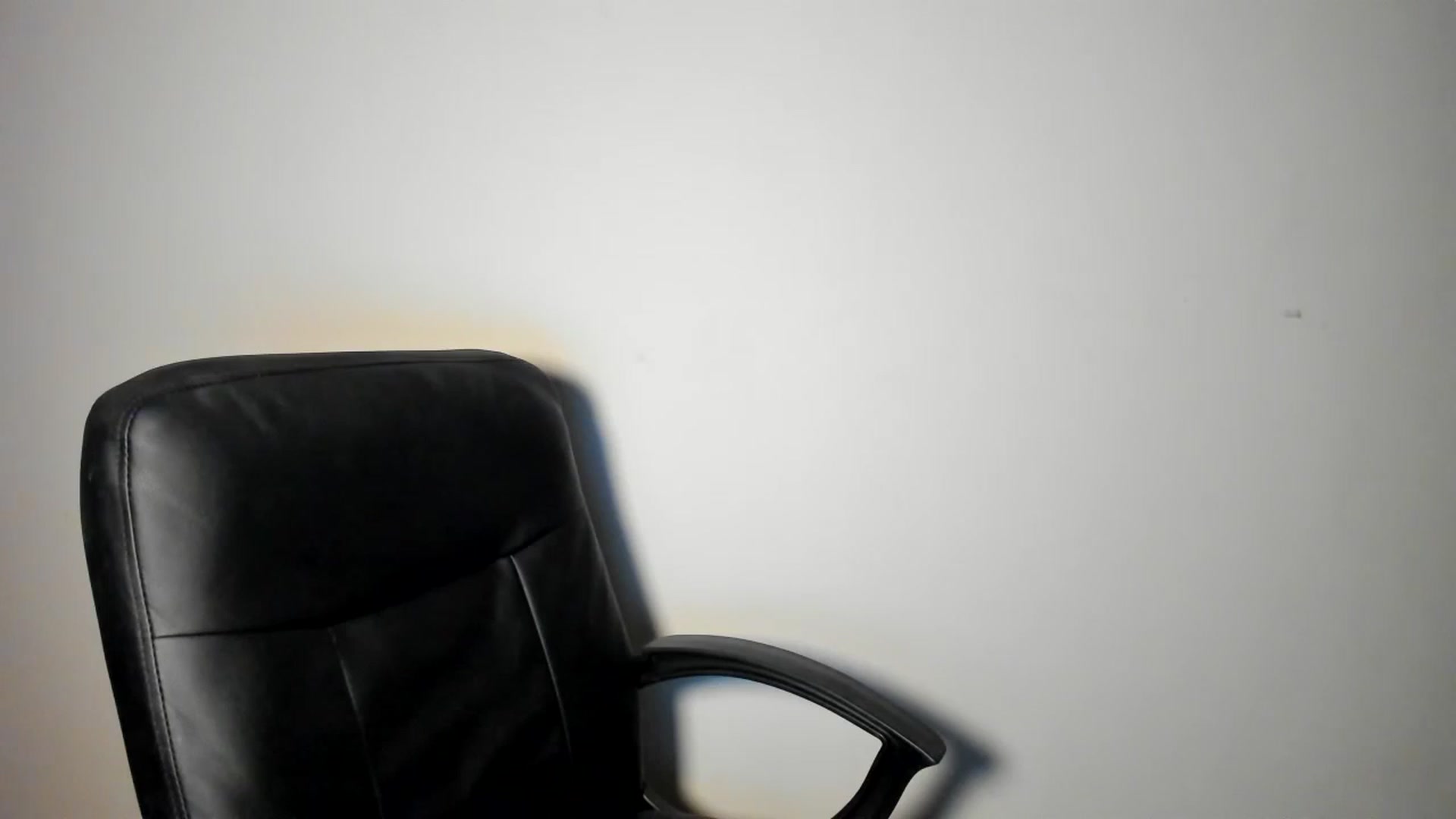 Gallery image thumbnail from SweetSmileXx's myfreecams stream on, 12/03/2024, 20:38 image 11 of 20