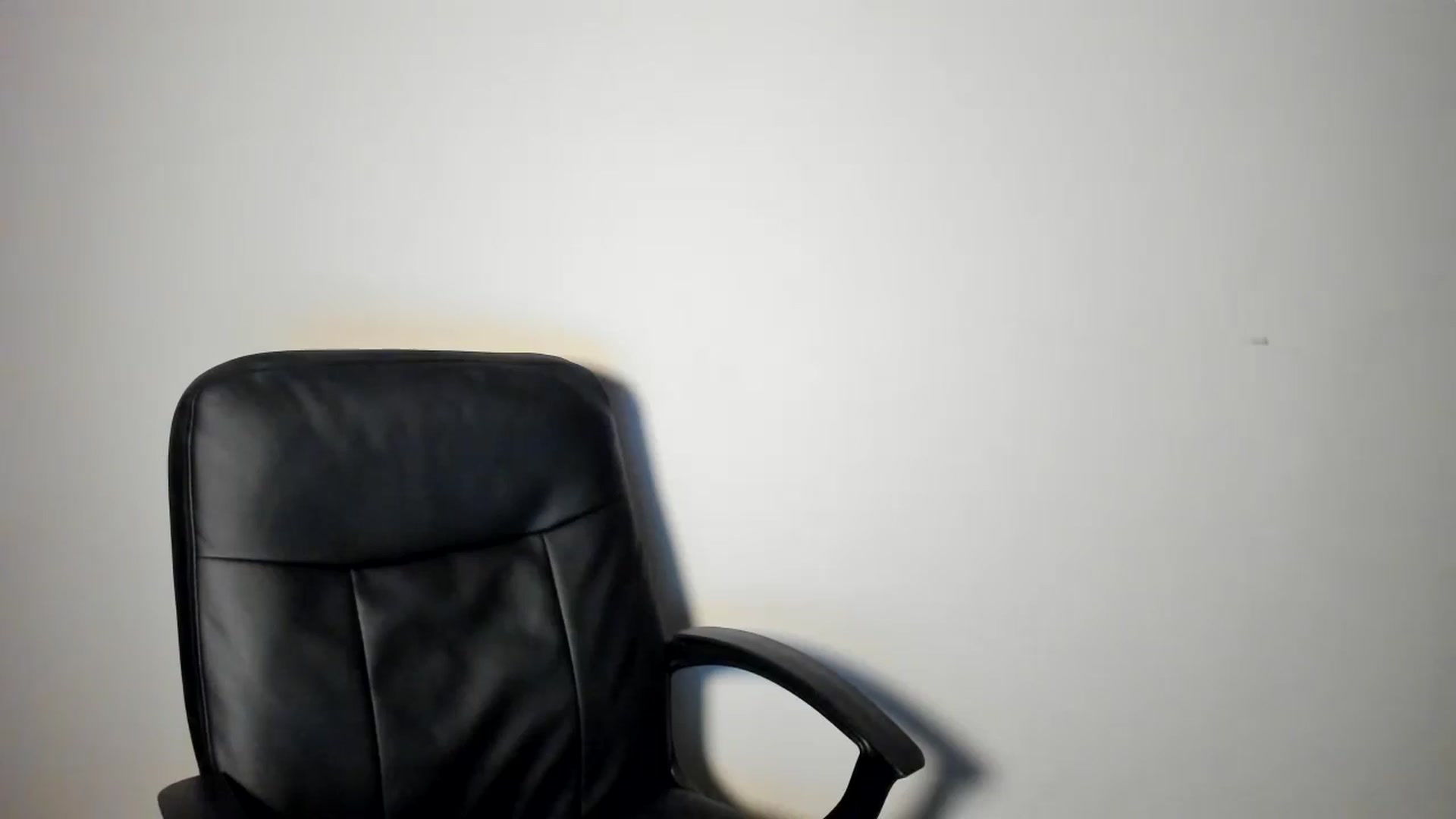 Gallery image thumbnail from SweetSmileXx's myfreecams stream on, 12/05/2024, 03:09 image 19 of 20
