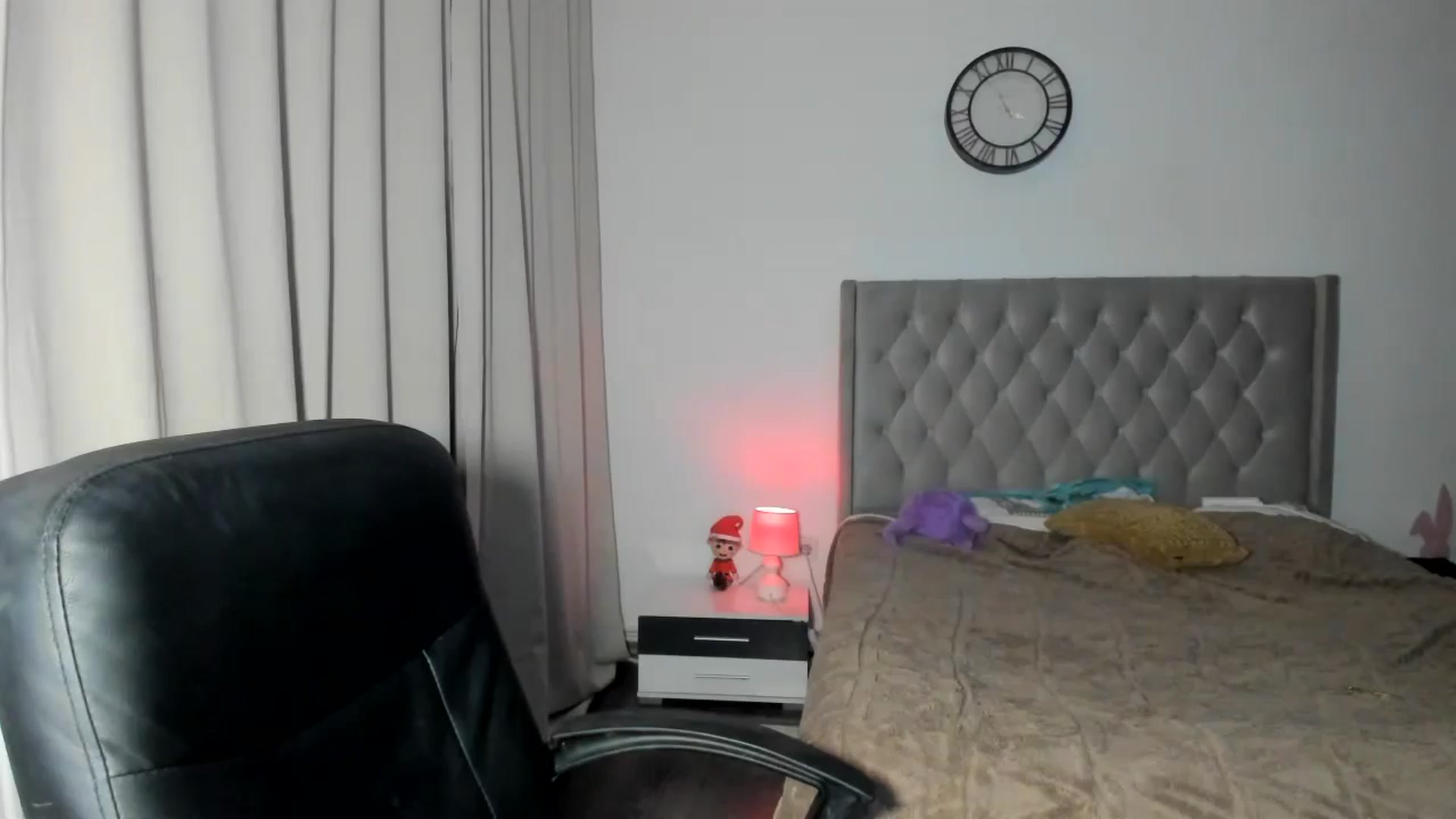 Gallery image thumbnail from SweetSmileXx's myfreecams stream on, 12/24/2024, 24:02 image 7 of 20