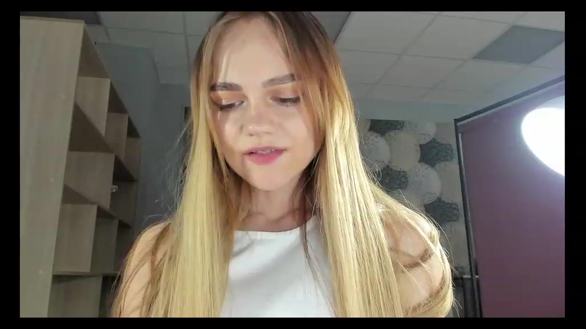 Gallery image thumbnail from SweetStalker's myfreecams stream on, 03/13/2023, 20:12 image 9 of 20